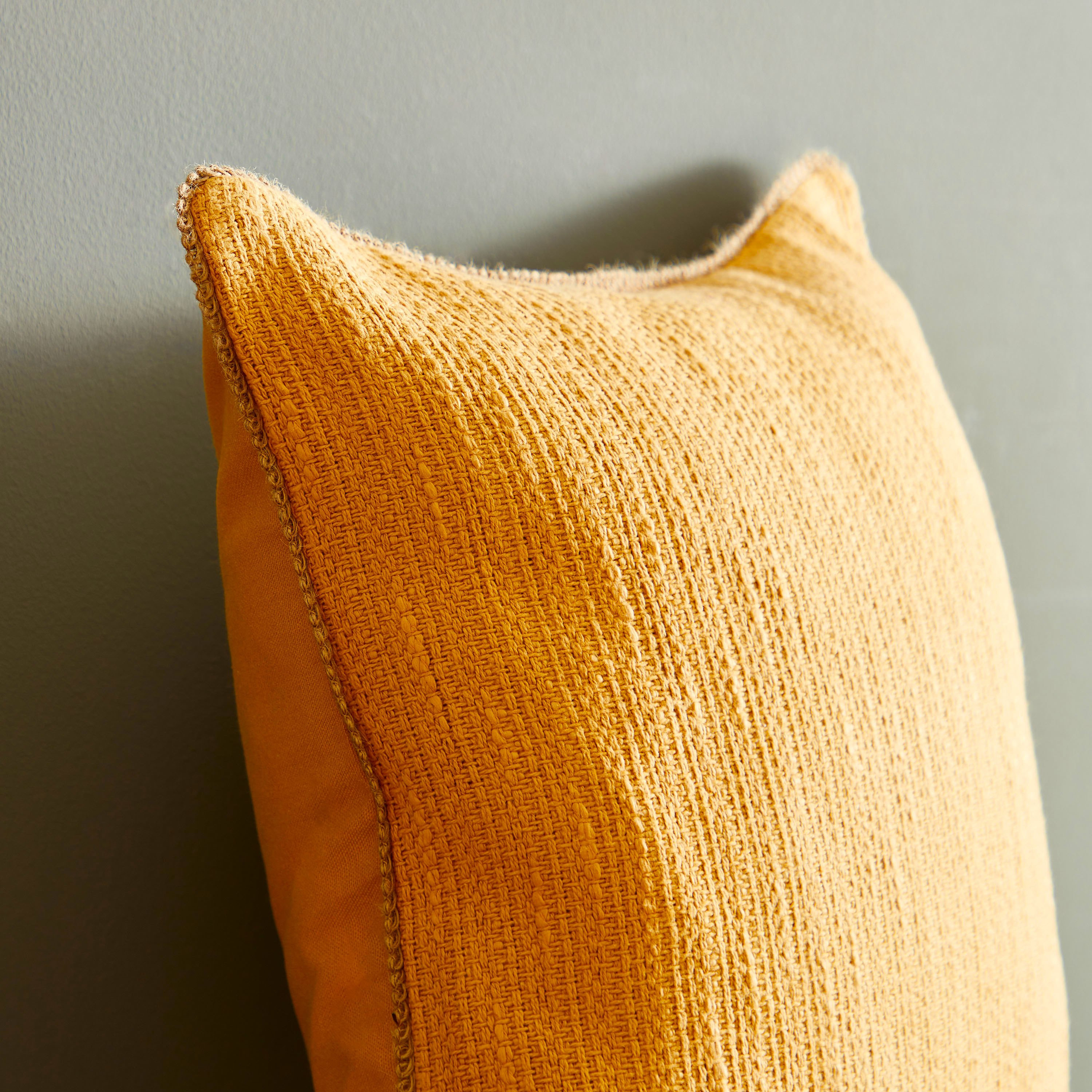 غطاء وسادة قطن بارز الملمس من والتر - 45x45 سم-hbxhomeware-cushionsandcovers-cushioncovers-image-2
