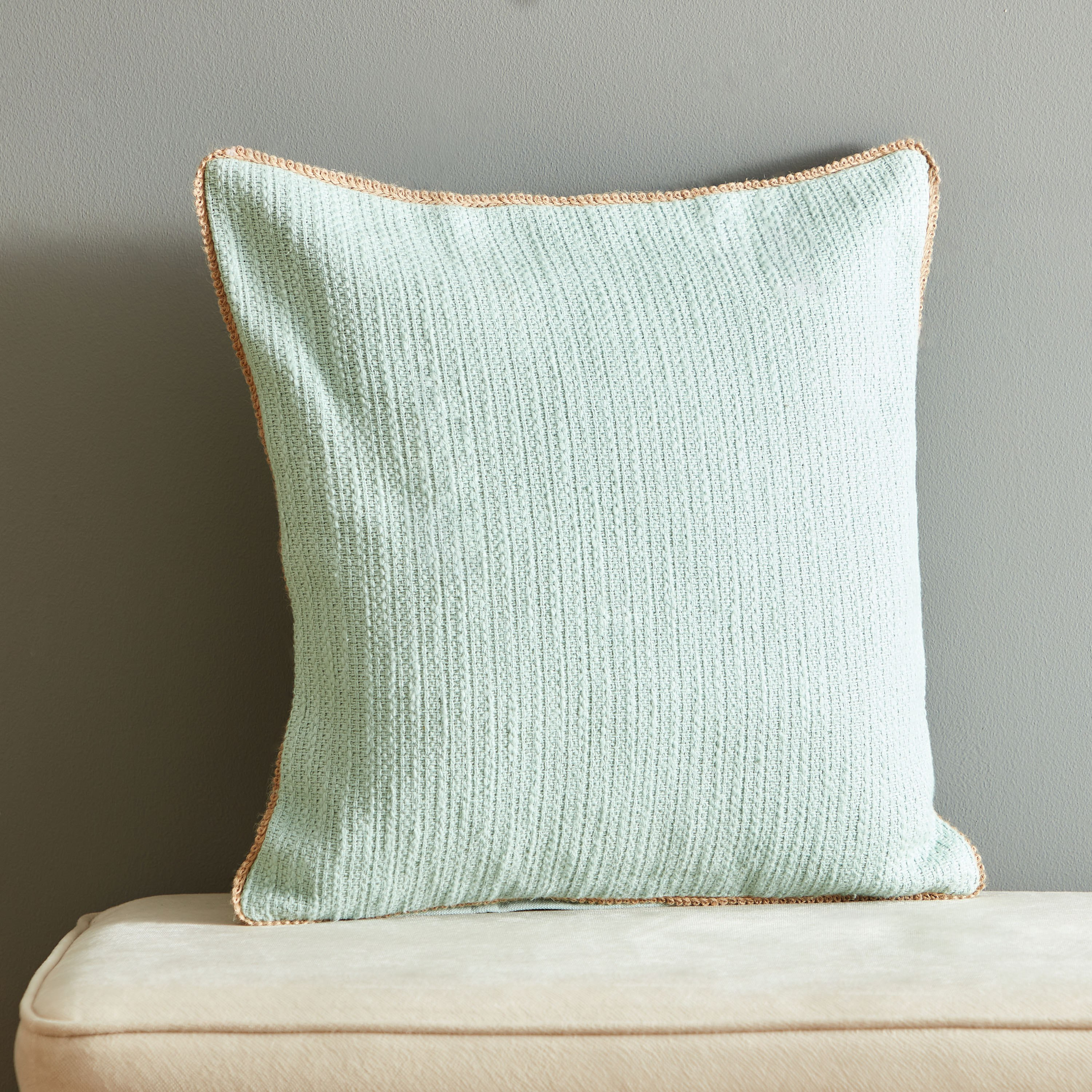 غطاء وسادة قطني بارز الملمس من والتر- 45x45 سم-hbxhomeware-cushionsandcovers-cushioncovers-image-1