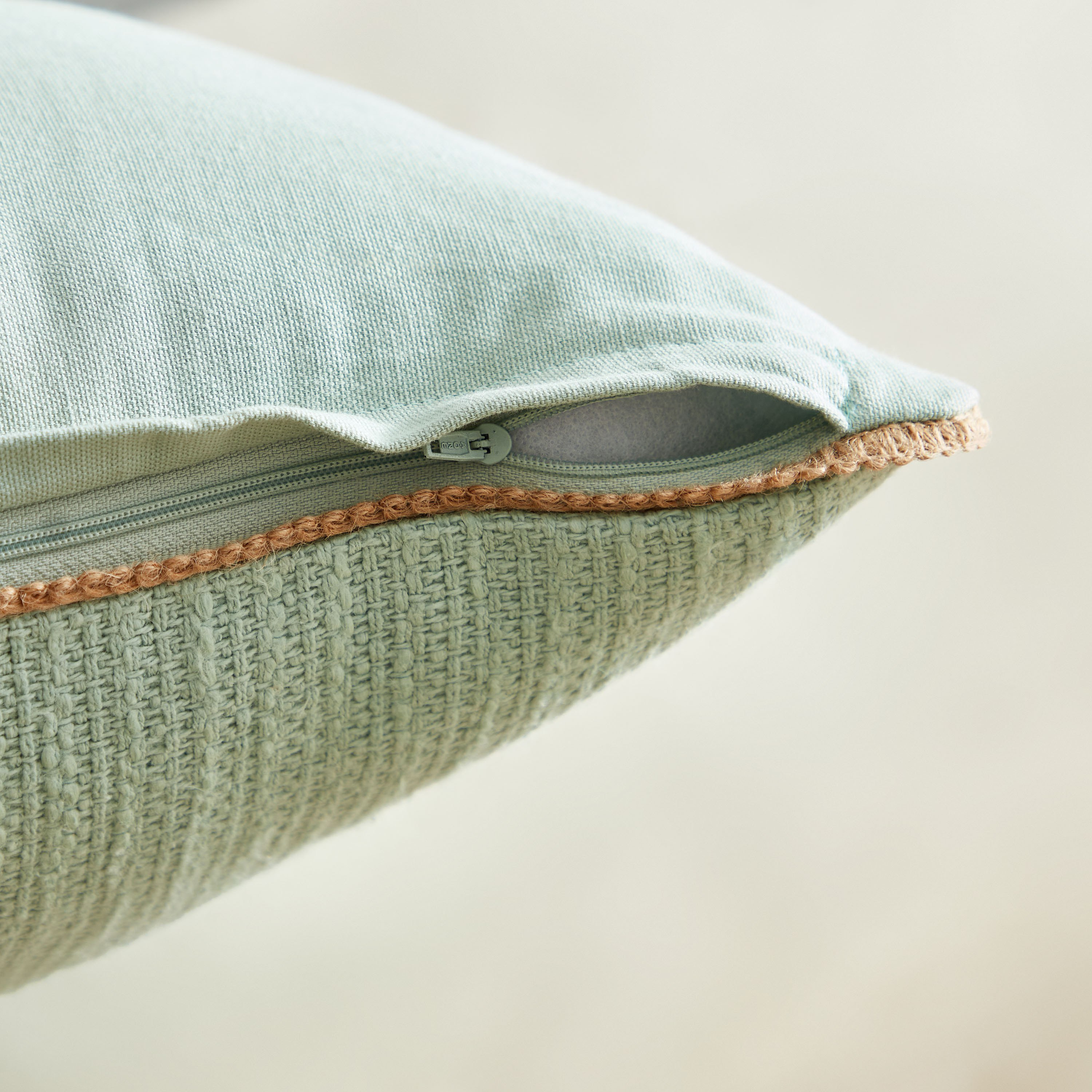 غطاء وسادة قطني بارز الملمس من والتر- 45x45 سم-hbxhomeware-cushionsandcovers-cushioncovers-image-3