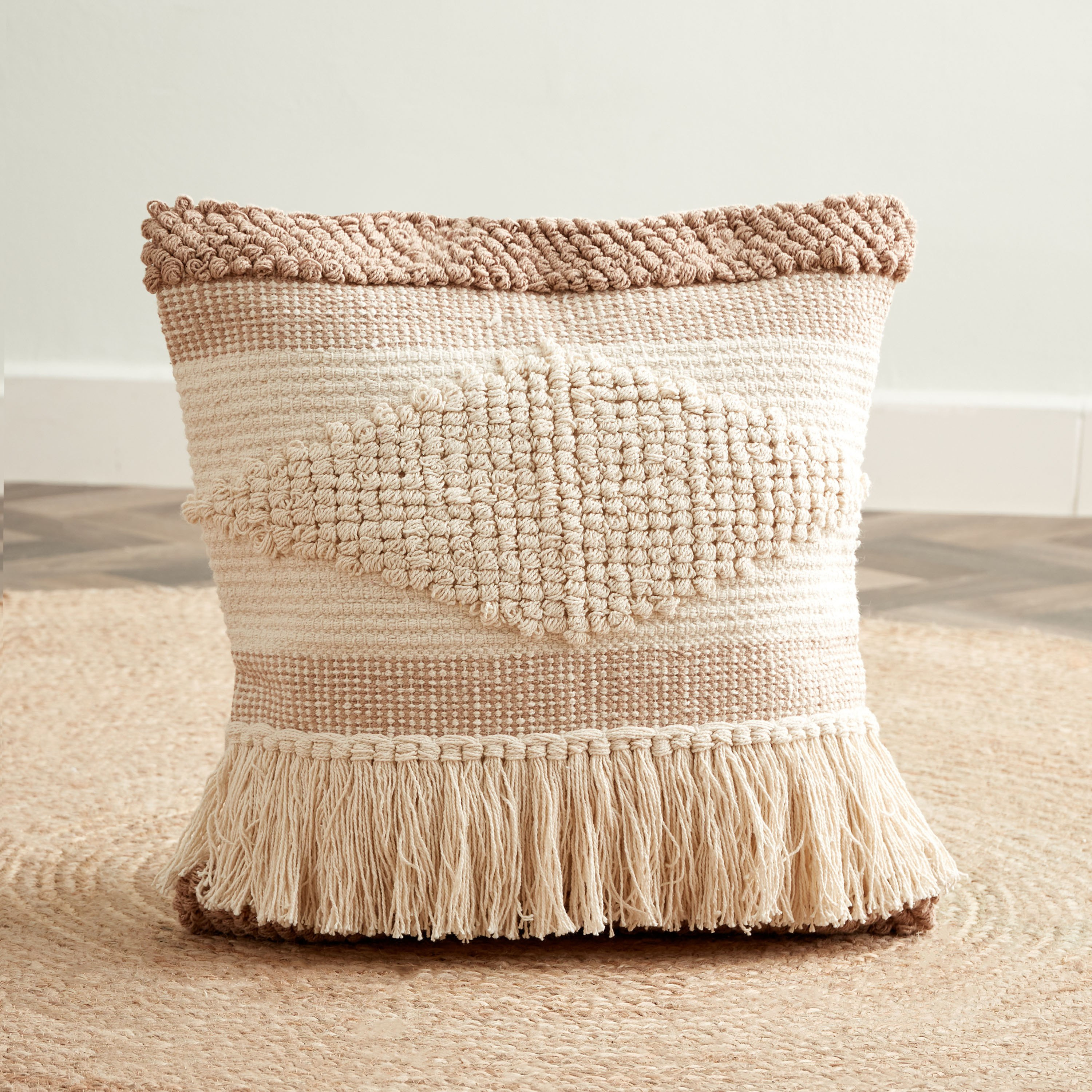 وسادة قطن محشوة مصنوعة يدويًا من ريا - 45x45 سم-hbxlivingroom-furnishings-cushionsandcovers-filledcushions-image-1