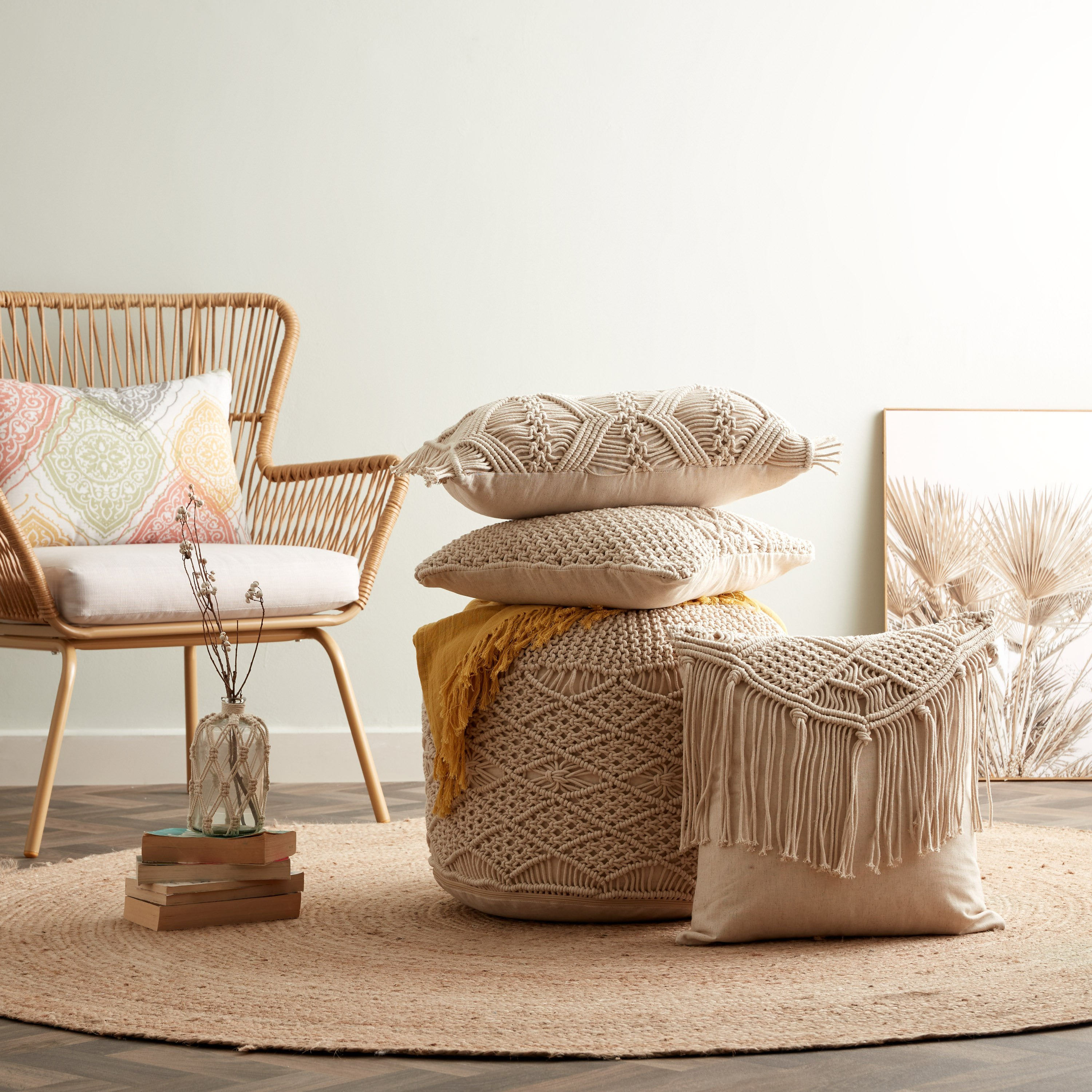 وسادة قطن محشوة مصنوعة يدويًا من أكيرا - 45x45 سم-hbxlivingroom-furnishings-cushionsandcovers-filledcushions-image-5