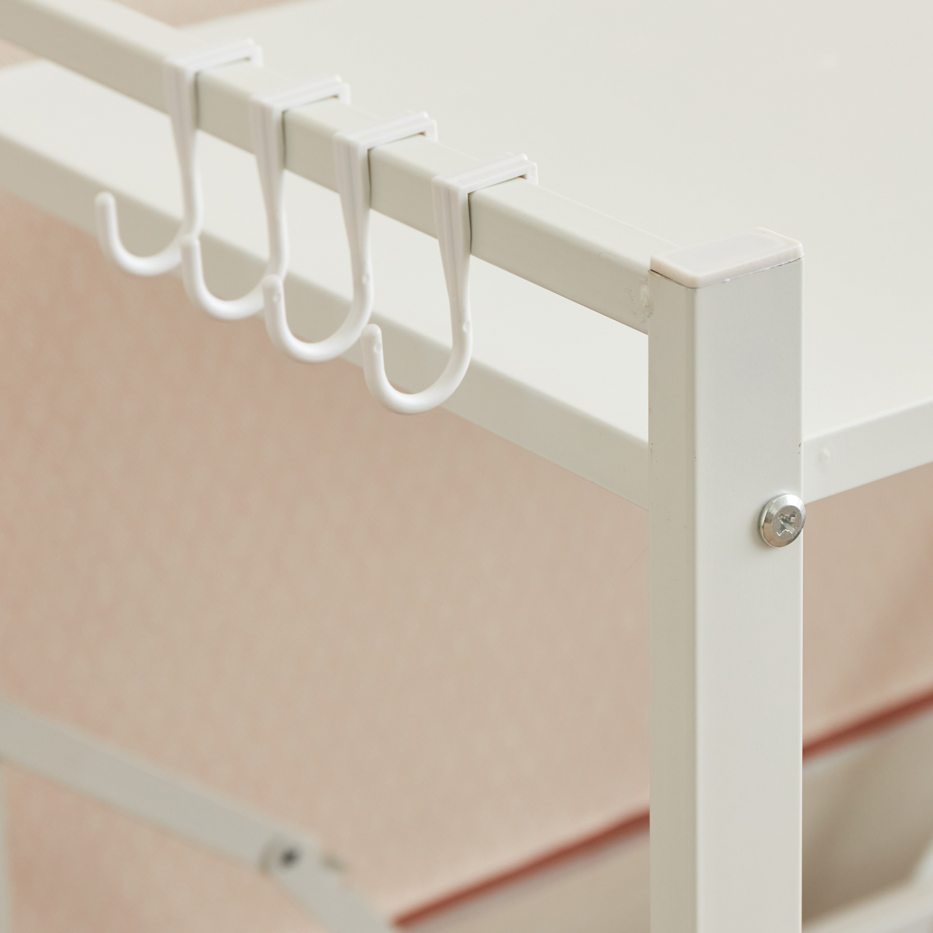 رف فرن ميكروويف قابل للطي من ريو - 58x37x47 سم-hbxhomeware-hbxkitchen-image-7