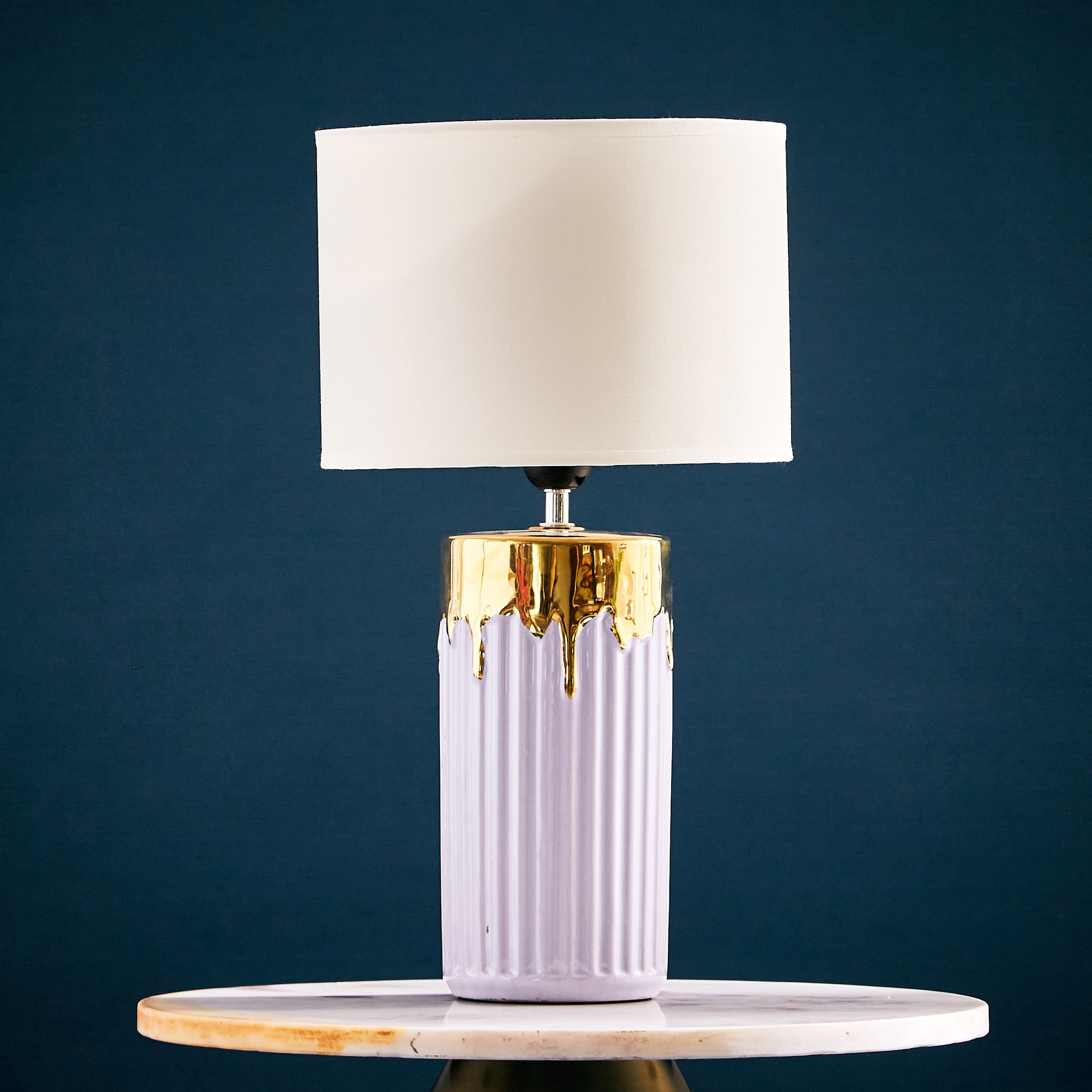 مصباح طاولة سيراميك من ألور - 25x25x49 سم-hbxlivingroom-lighting-tablelamps-image-1
