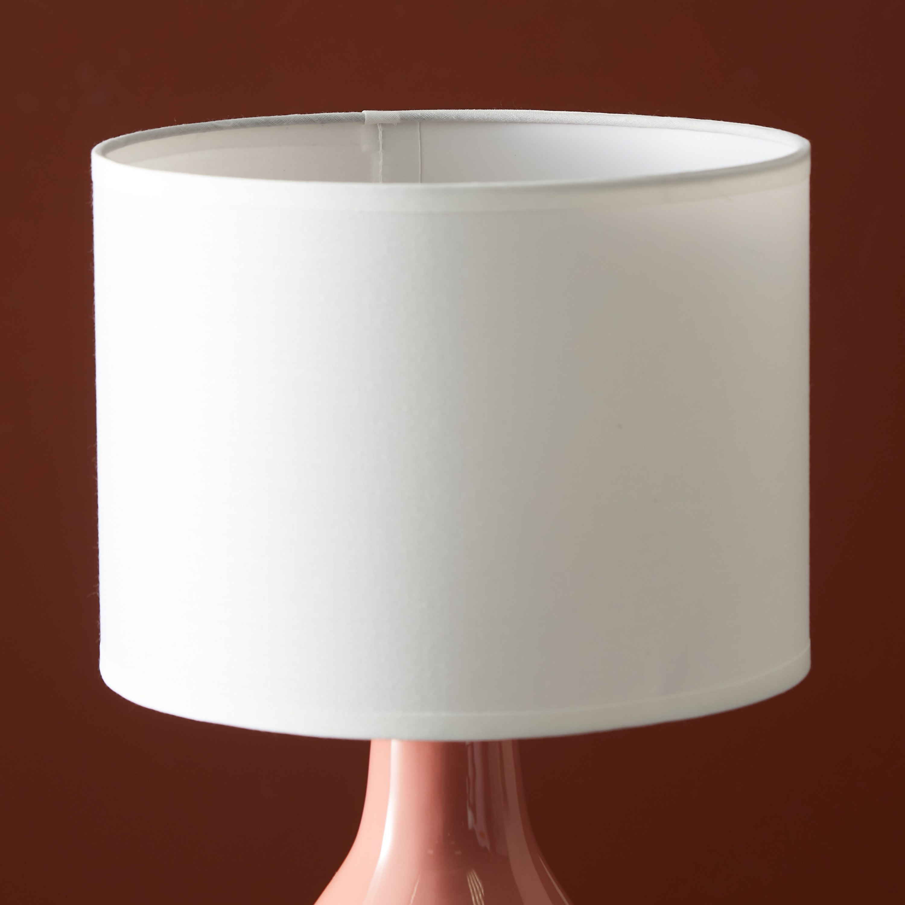 مصباح طاولة سيراميك بغطاء سادة من ألور - 20x20x37 سم-hbxlivingroom-lighting-tablelamps-image-3