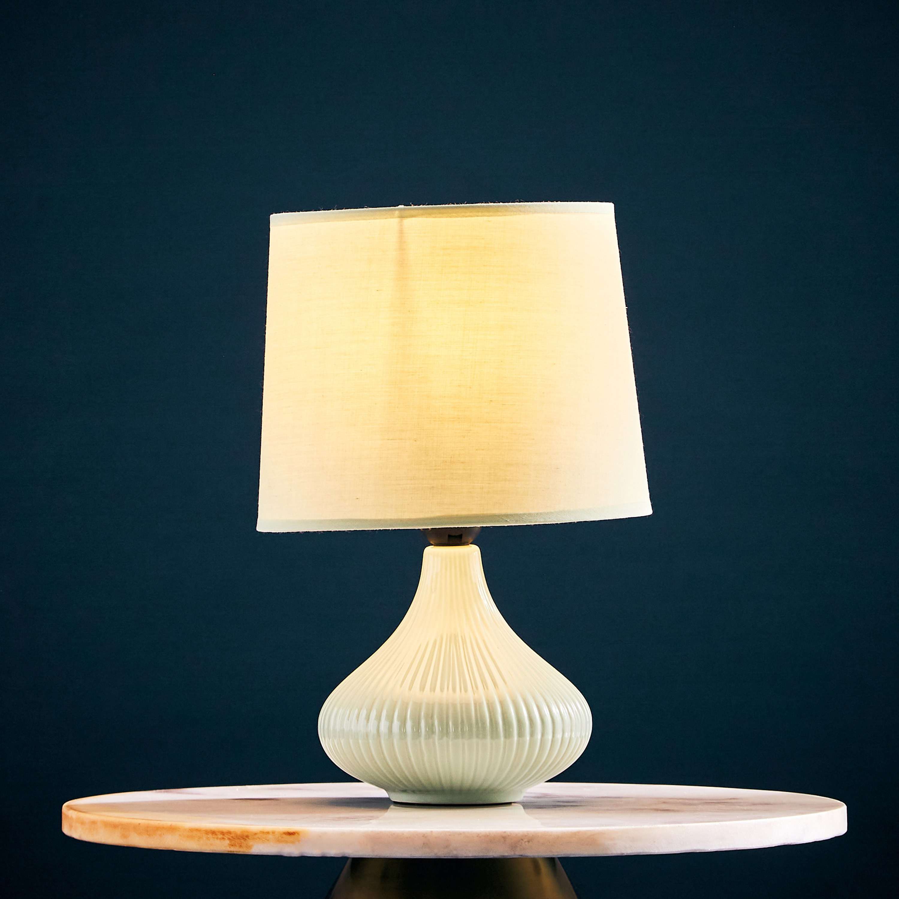 مصباح طاولة سيراميك من سكايلر - 23x23x31 سم-hbxlivingroom-lighting-tablelamps-image-2