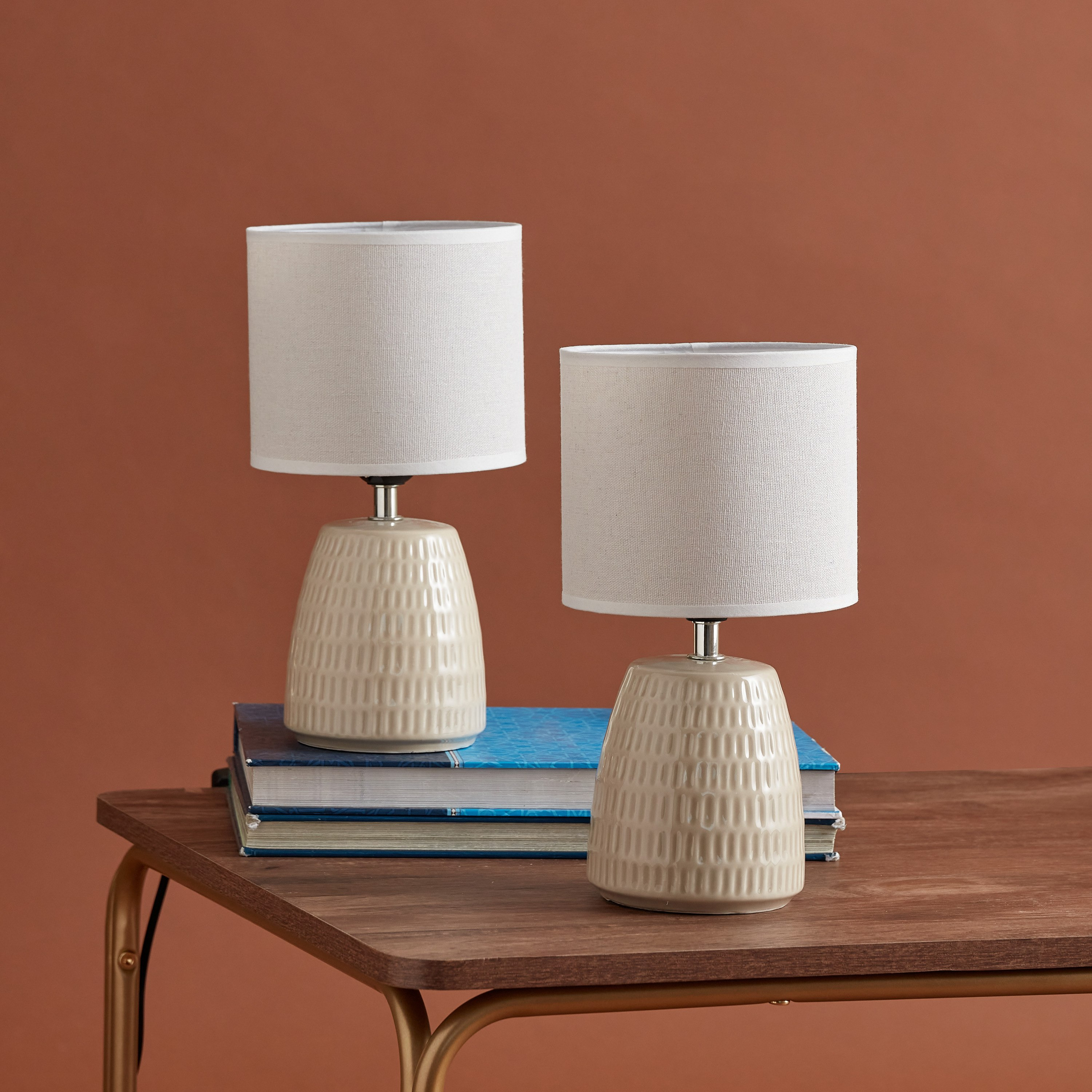 مصباح طاولة سيراميك قطعتين من سكايلار - 20x20x29 سم-hbxlivingroom-lighting-tablelamps-image-1