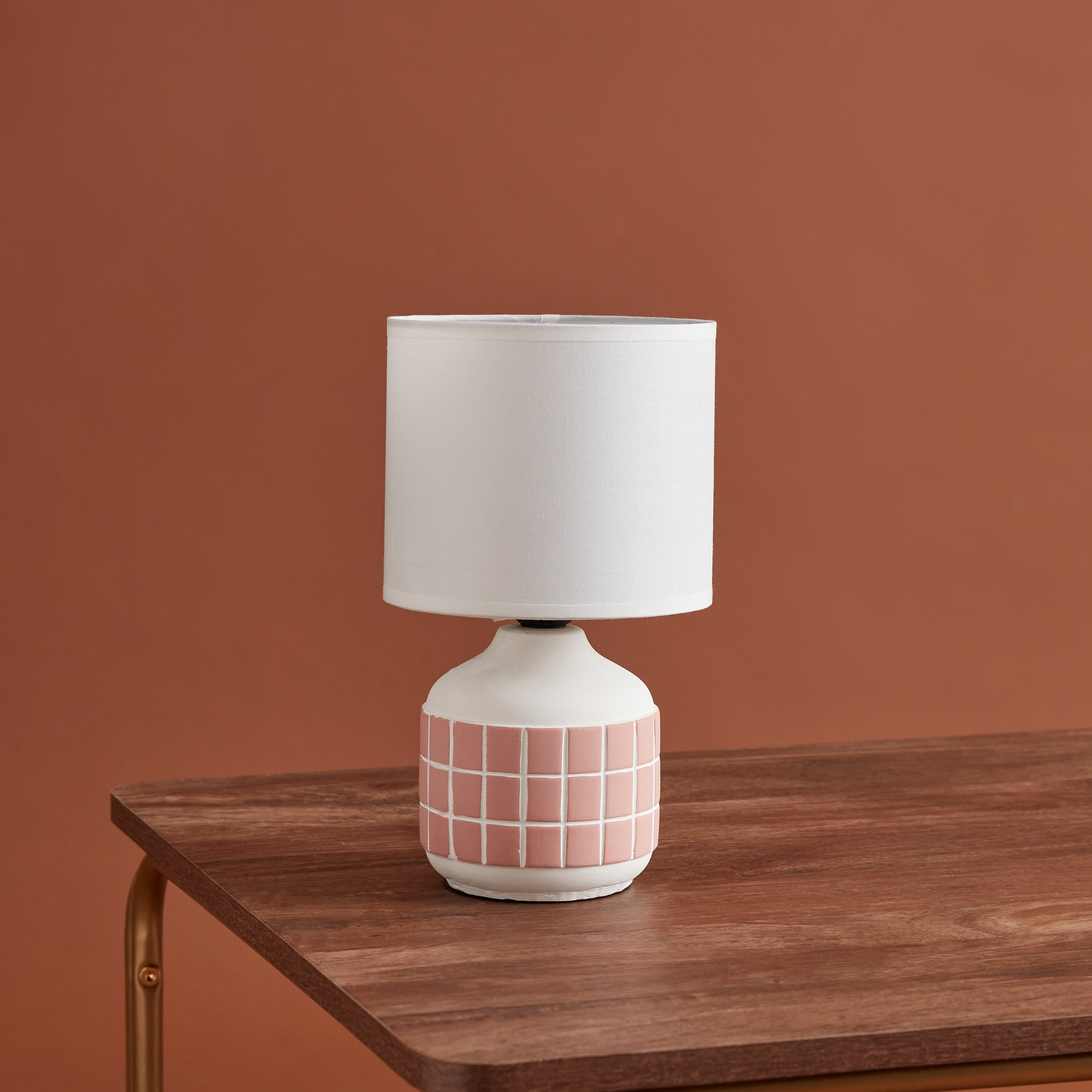 مصباح طاولة سيراميك من جليتان - 15x15x30 سم-hbxlivingroom-lighting-tablelamps-image-1