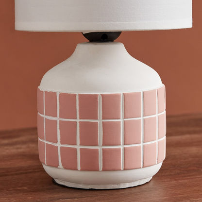 Gletan Ceramic Table Lamp - 15x15x30 cms