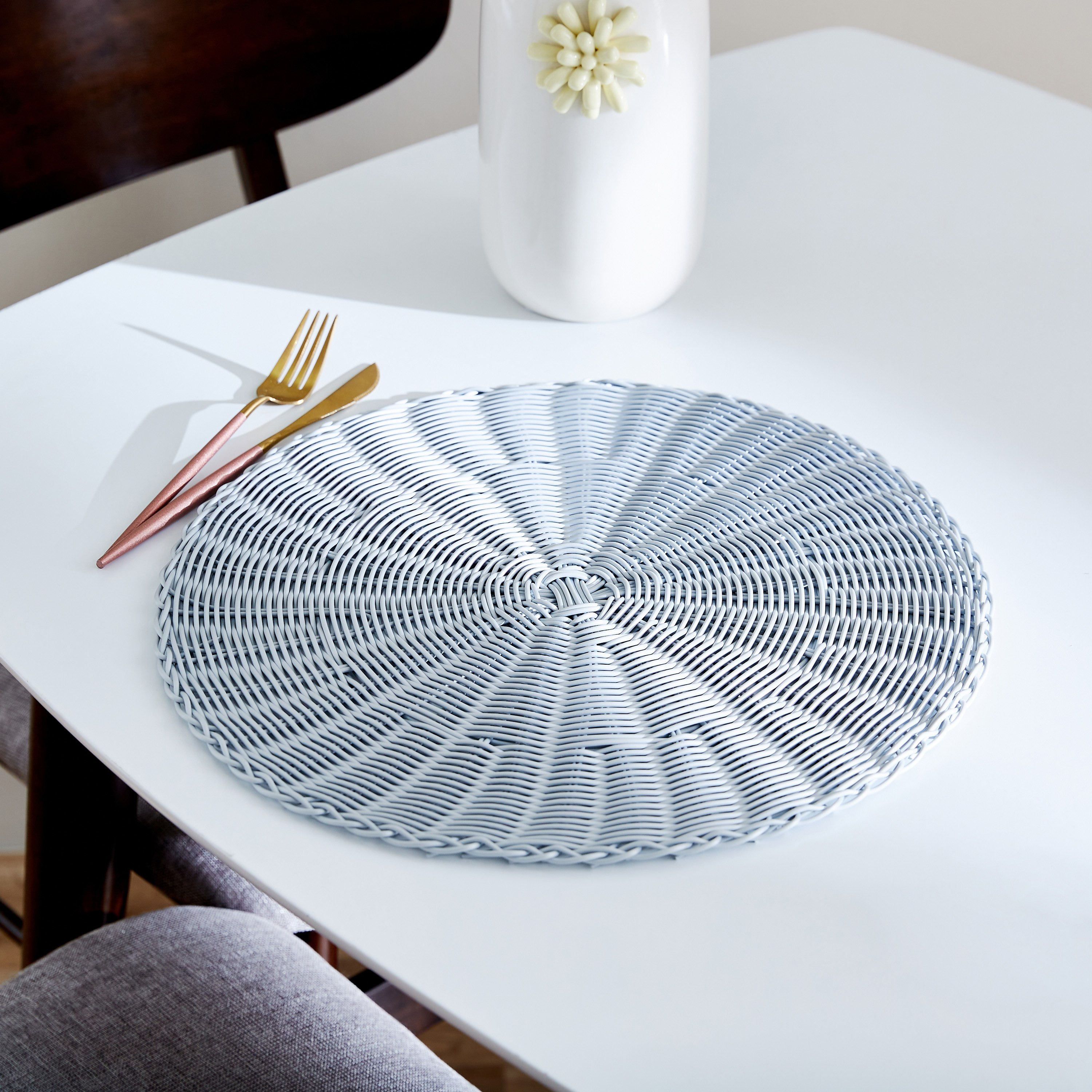 Jace Polypropylene Placemat - 38 cm-hbxdecorandfurnishings-homefurnishings-tablelinens-image-1