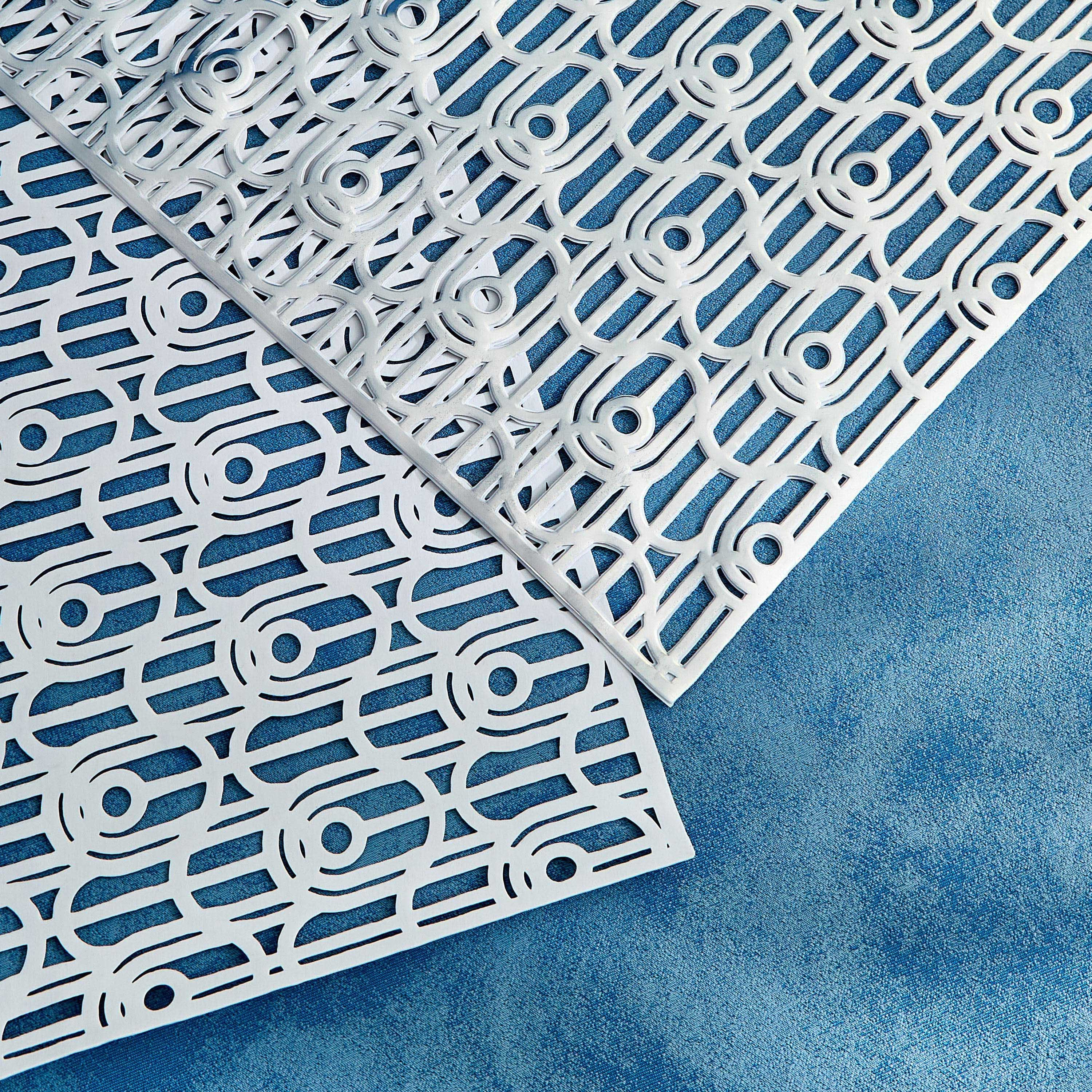 مفرش طاولة بي في سي من أمبريدج - 30x120 سم-hbxdecorandfurnishings-homefurnishings-tablelinens-image-3
