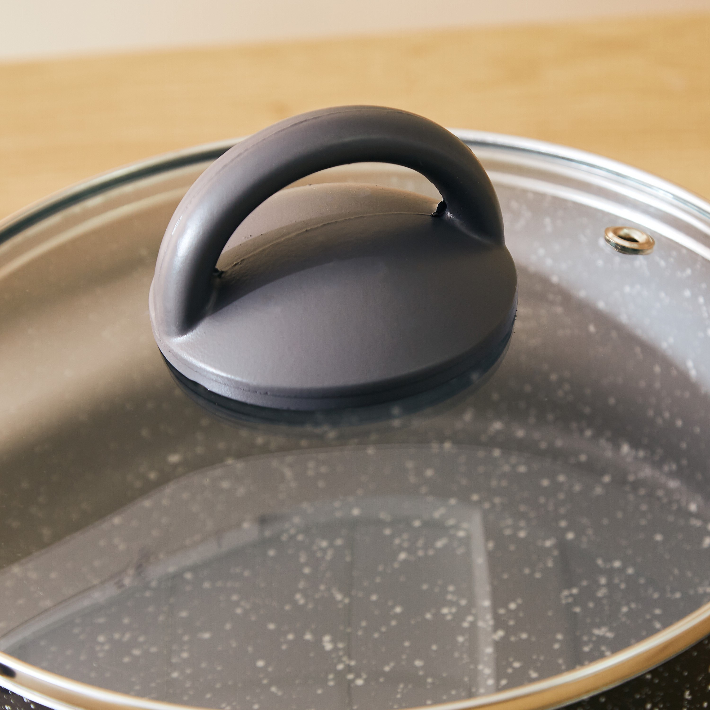 قدر صلصة مقاوم للالتصاق بغطاء وقاعدة حث من أونيكس - 20 سم-hbxkitchen-kitchenware-foodpreparation-image-4