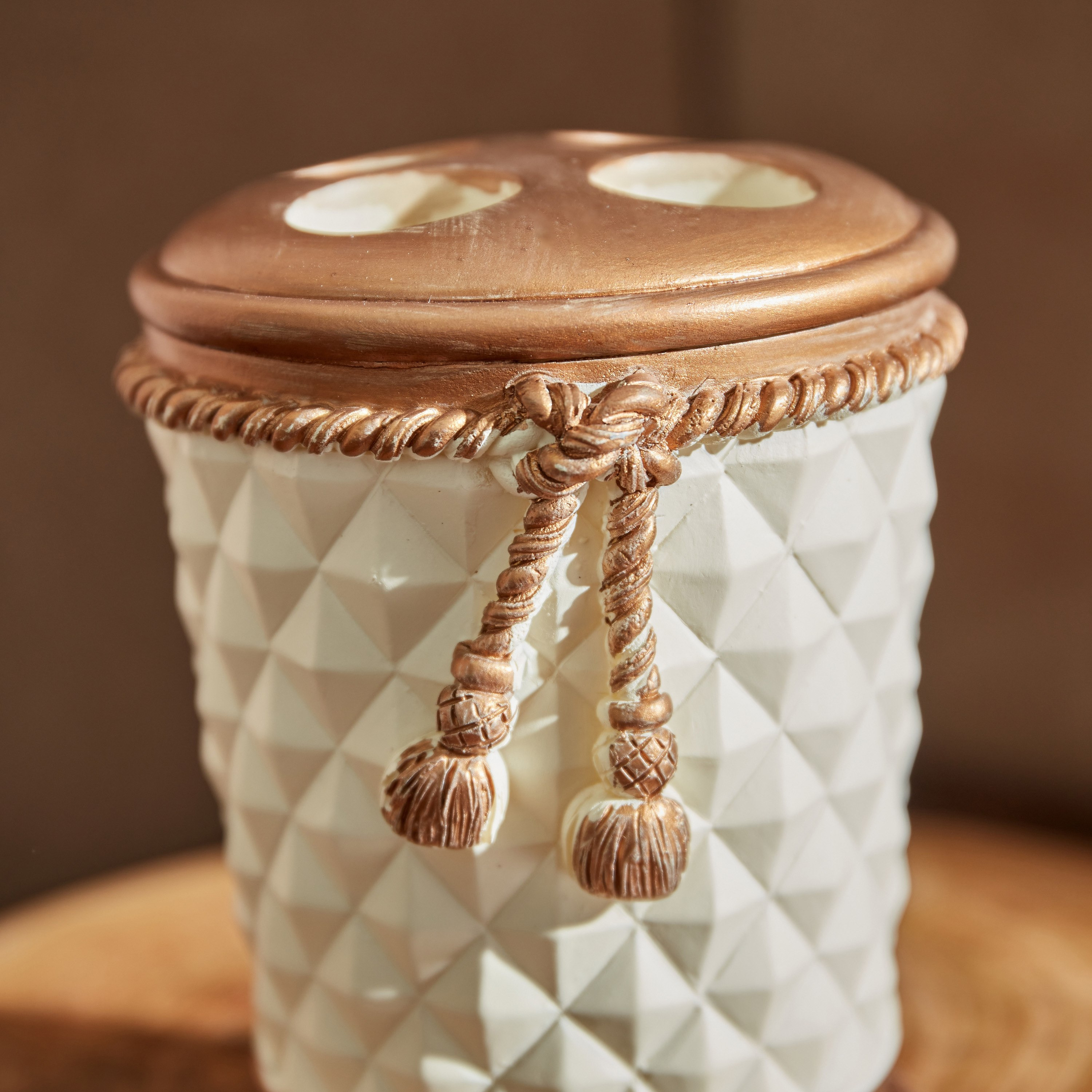 حامل فرشاة أسنان بوليستون من كريما - 7.8x11 سم-hbxdecorandfurnishings-bathroomaccessories-bathroomsets-image-3