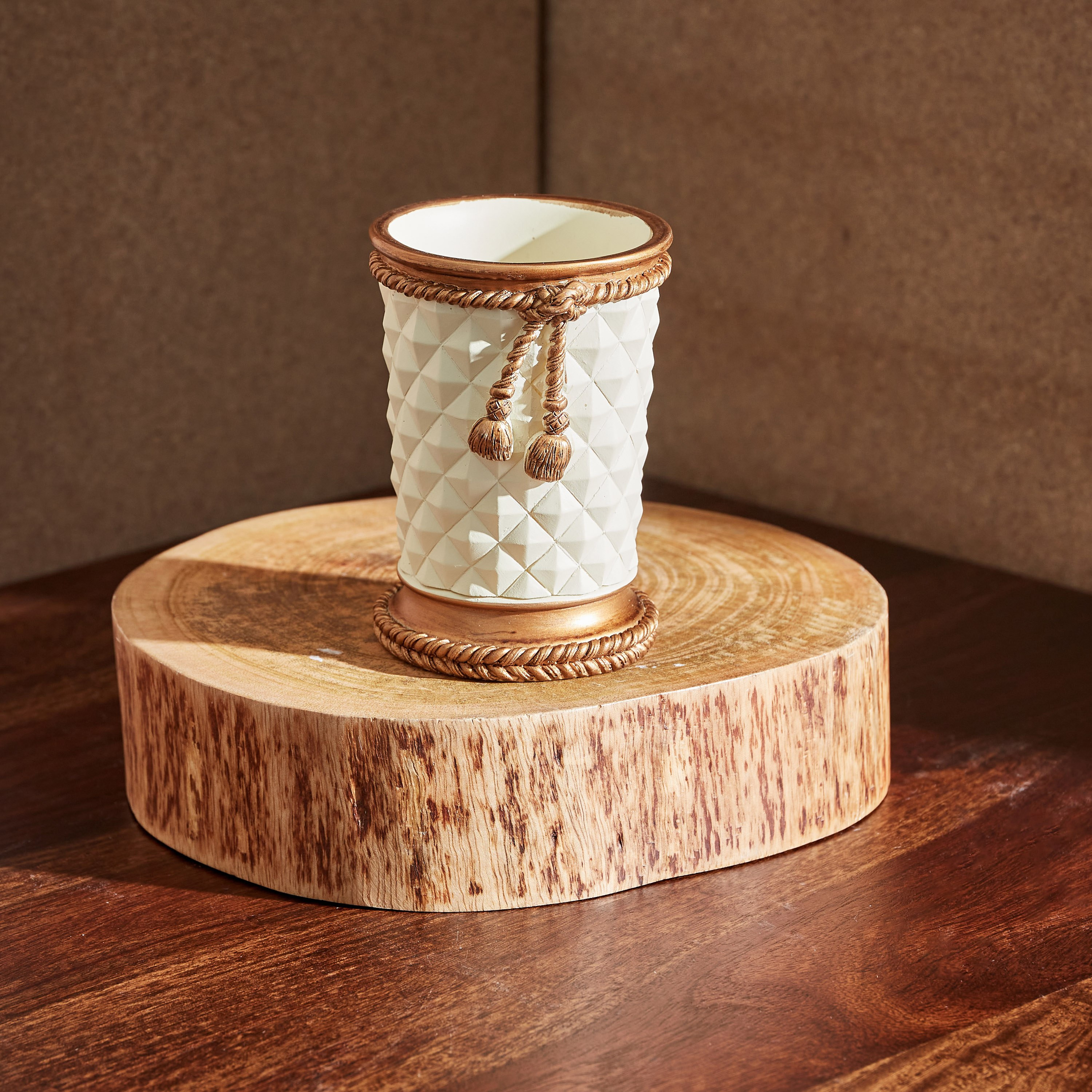 كوب حمام بوليستون من كريما - 7.8x11 سم-hbxdecorandfurnishings-bathroomaccessories-bathroomsets-image-1
