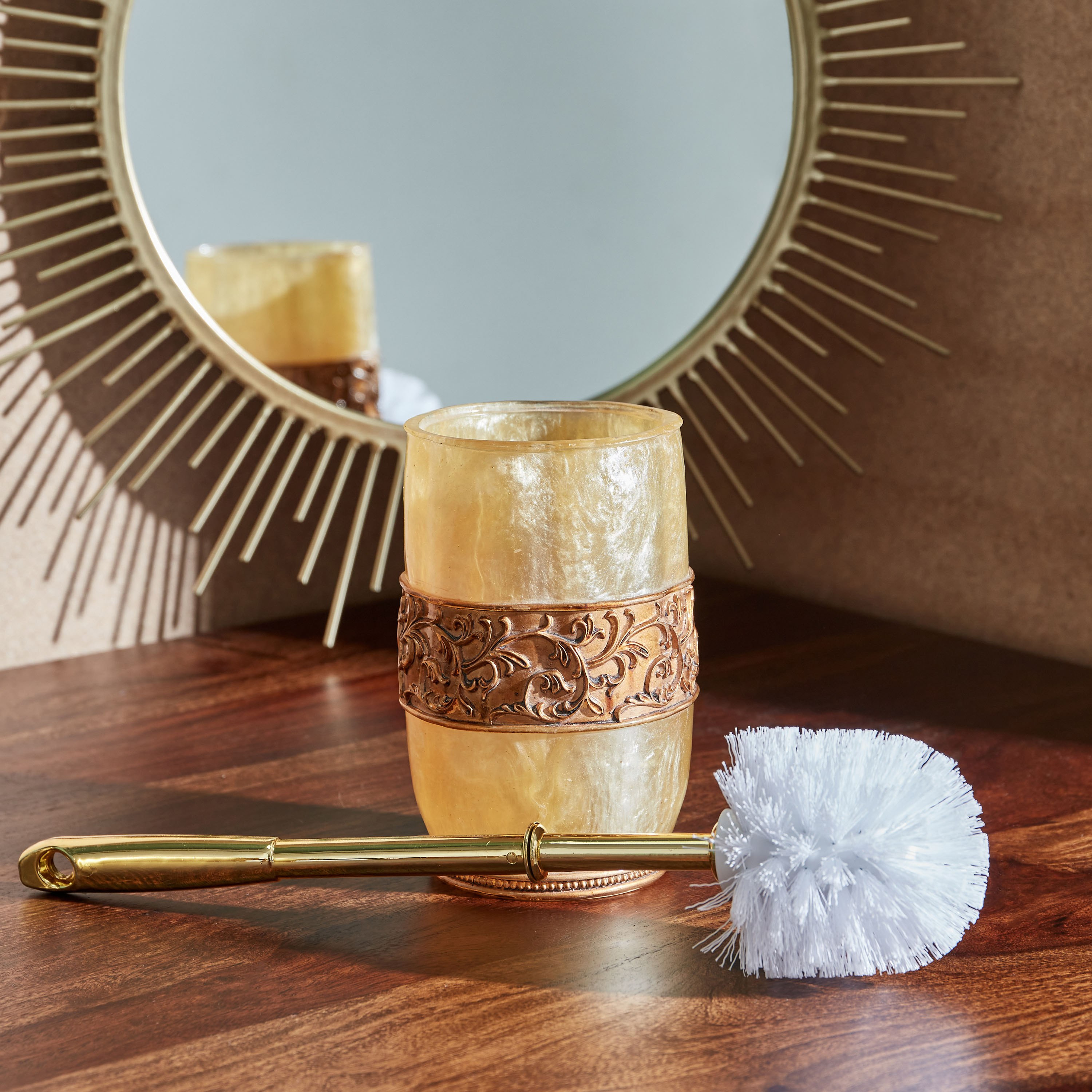 فرشاة حمام بوليريسين مع حامل من بيرل-hbxdecorandfurnishings-bathroomaccessories-bathroomsets-image-1