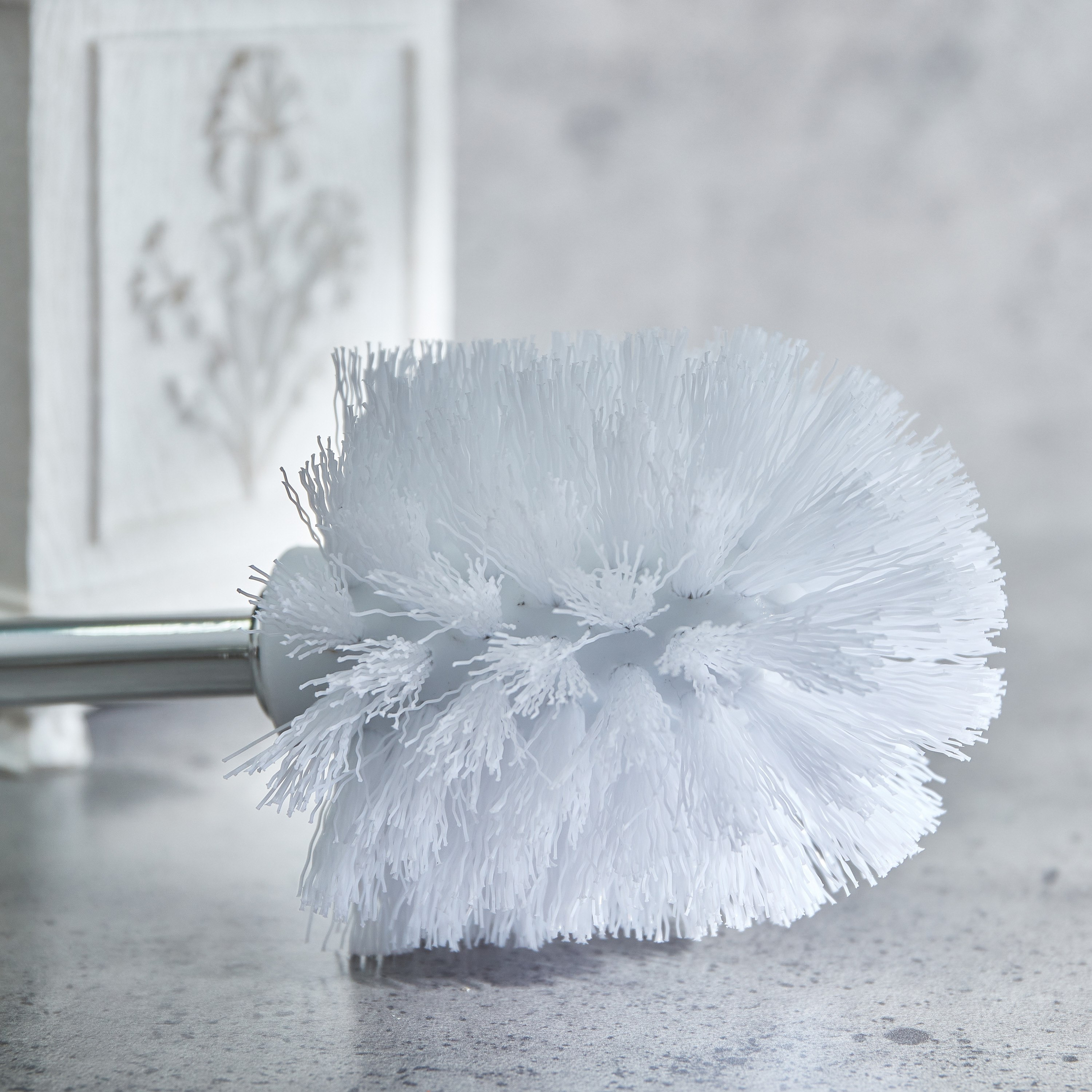 فرشاة حمام بوليستون مع حامل من جايد - 11.5x13.5 سم-hbxdecorandfurnishings-bathroomaccessories-bathroomsets-image-3
