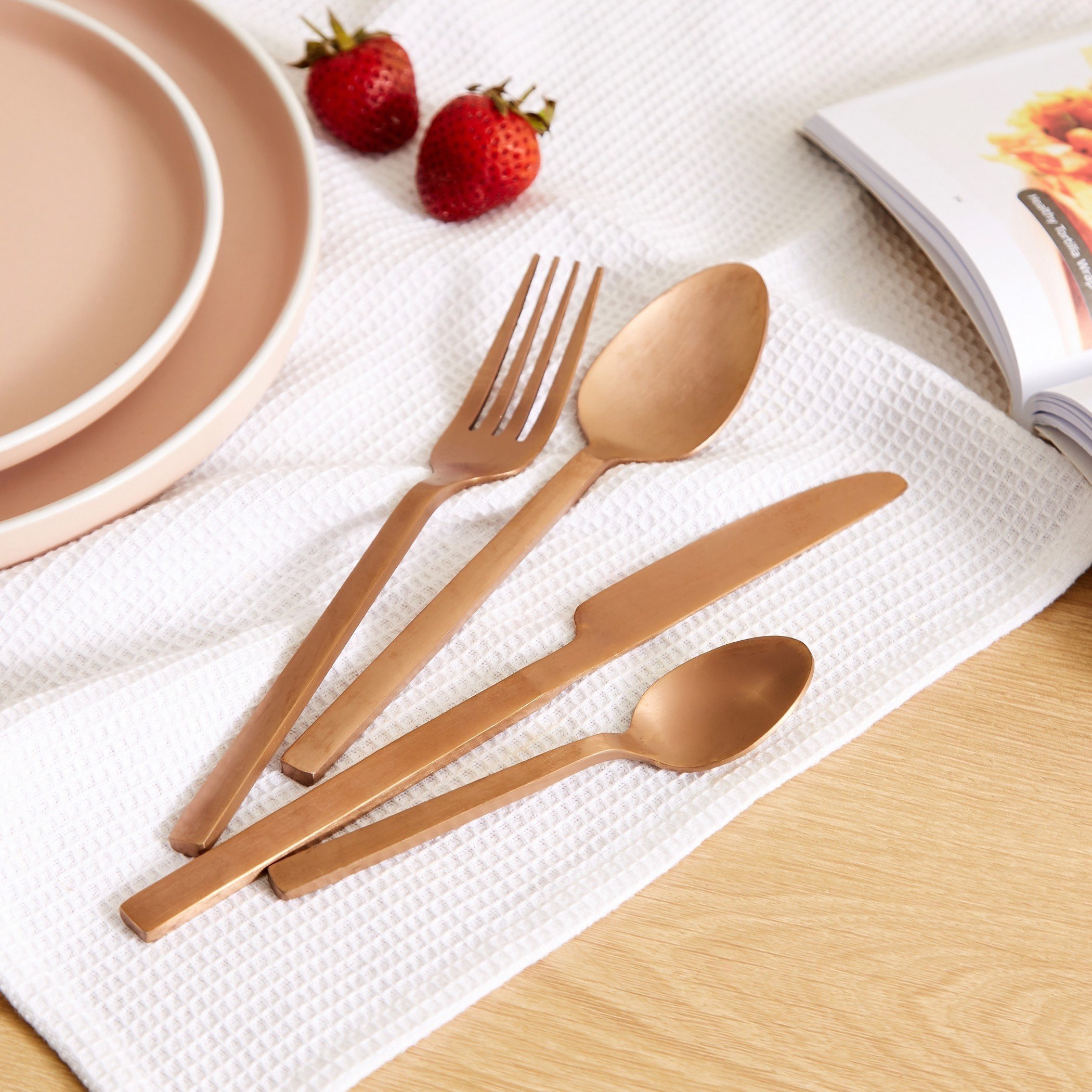 طقم أدوات مائدة مطفي 24 قطعة من فيستيف-hbxhomeware-hbxkitchen-image-2
