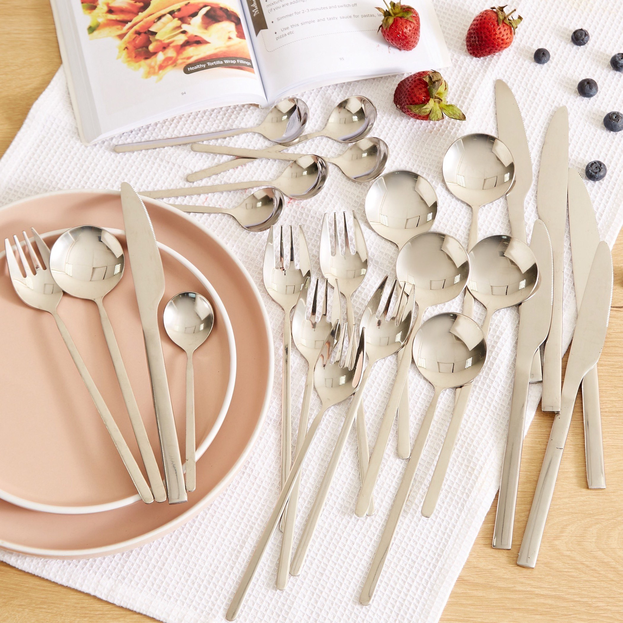 طقم أدوات مائدة 24 قطعة من فيستيف-hbxhomeware-hbxkitchen-image-1