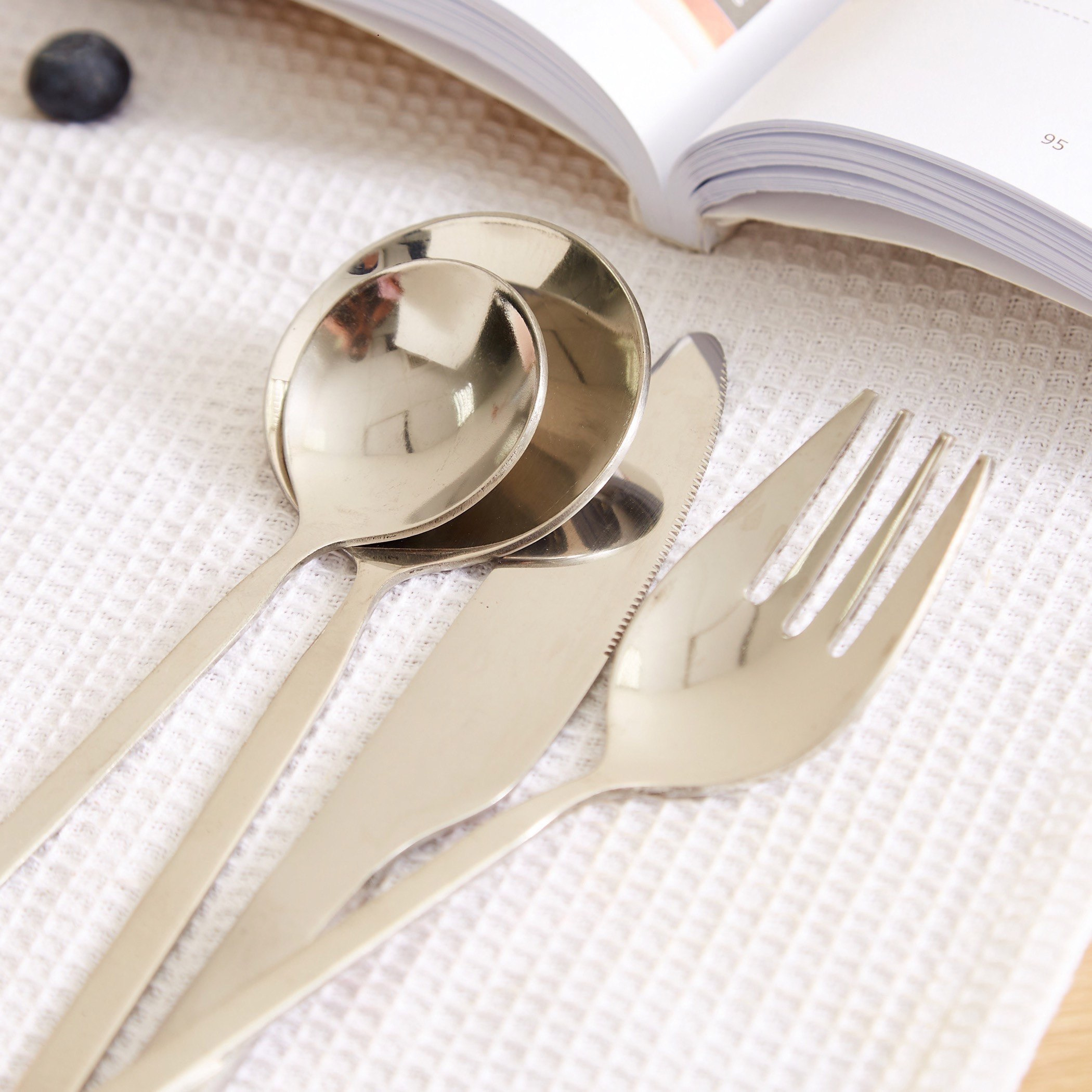 طقم أدوات مائدة 24 قطعة من فيستيف-hbxhomeware-hbxkitchen-image-4