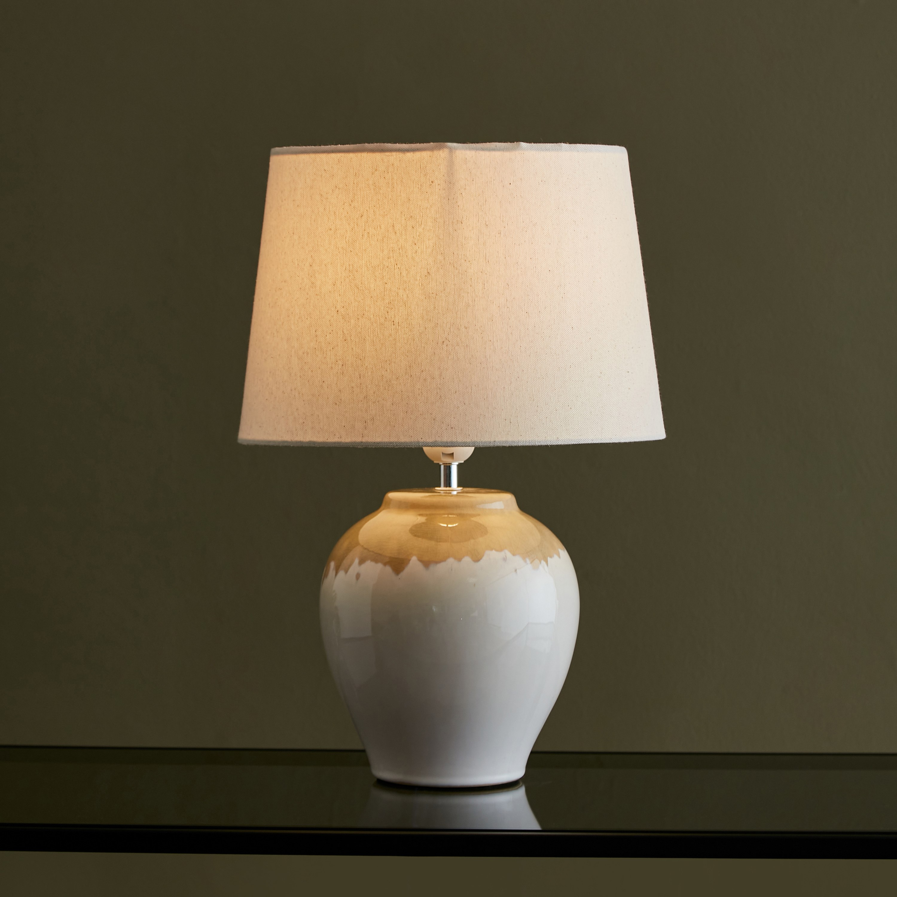 مصباح طاولة سيراميك من زينيا - 30x30x45 سم-hbxlivingroom-lighting-tablelamps-image-2