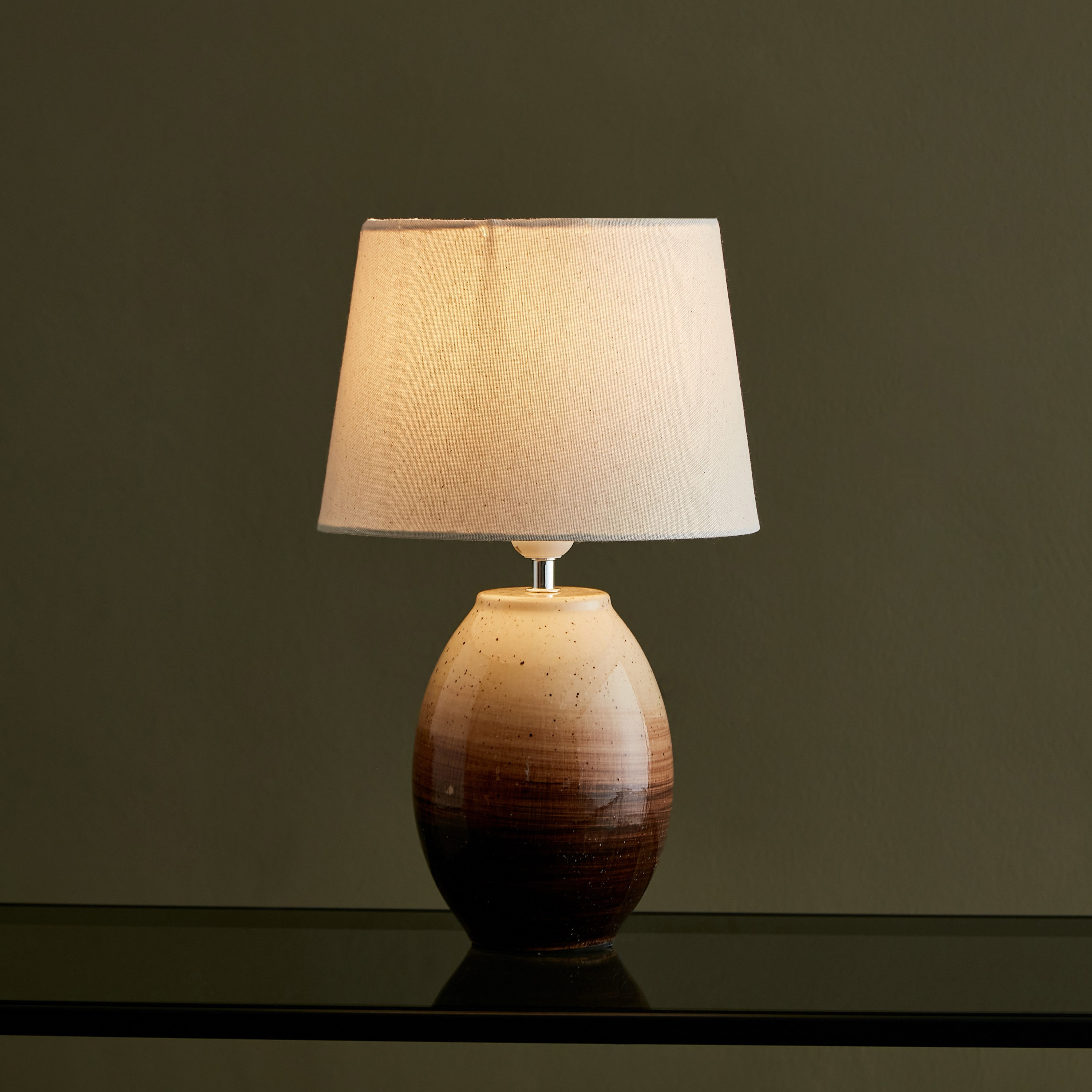 مصباح طاولة سيراميك من زينيا - 25x25x42 سم-hbxlivingroom-lighting-tablelamps-image-2