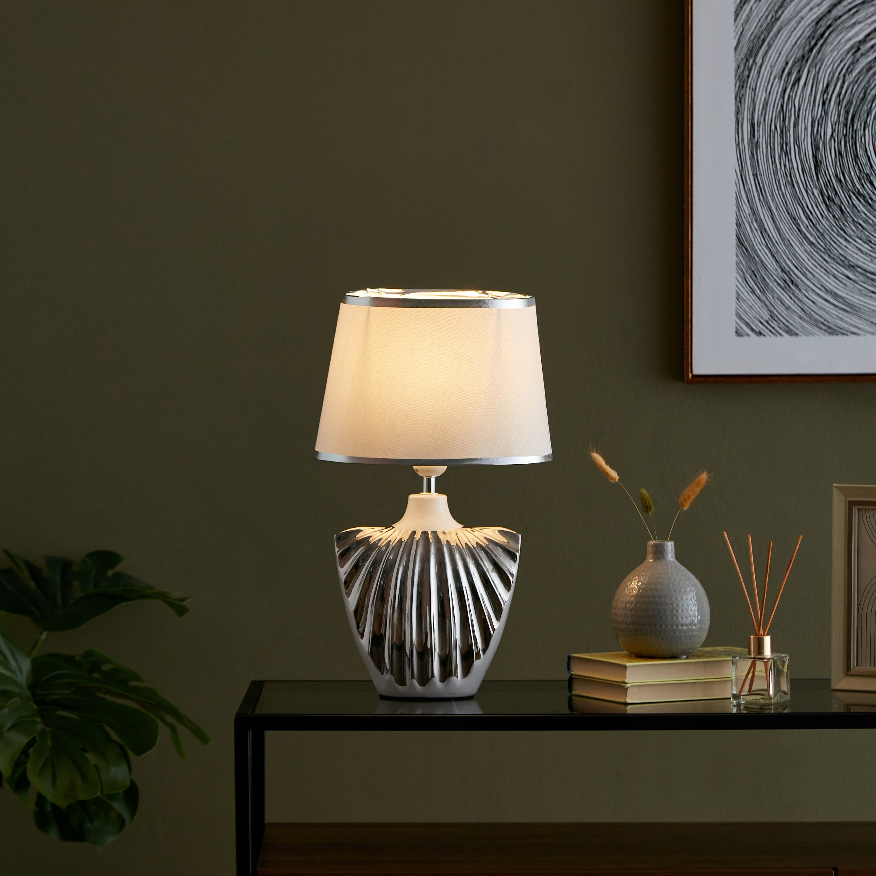مصباح طاولة سيراميك من زينيا - 27x16x42 سم-hbxlivingroom-lighting-tablelamps-image-5