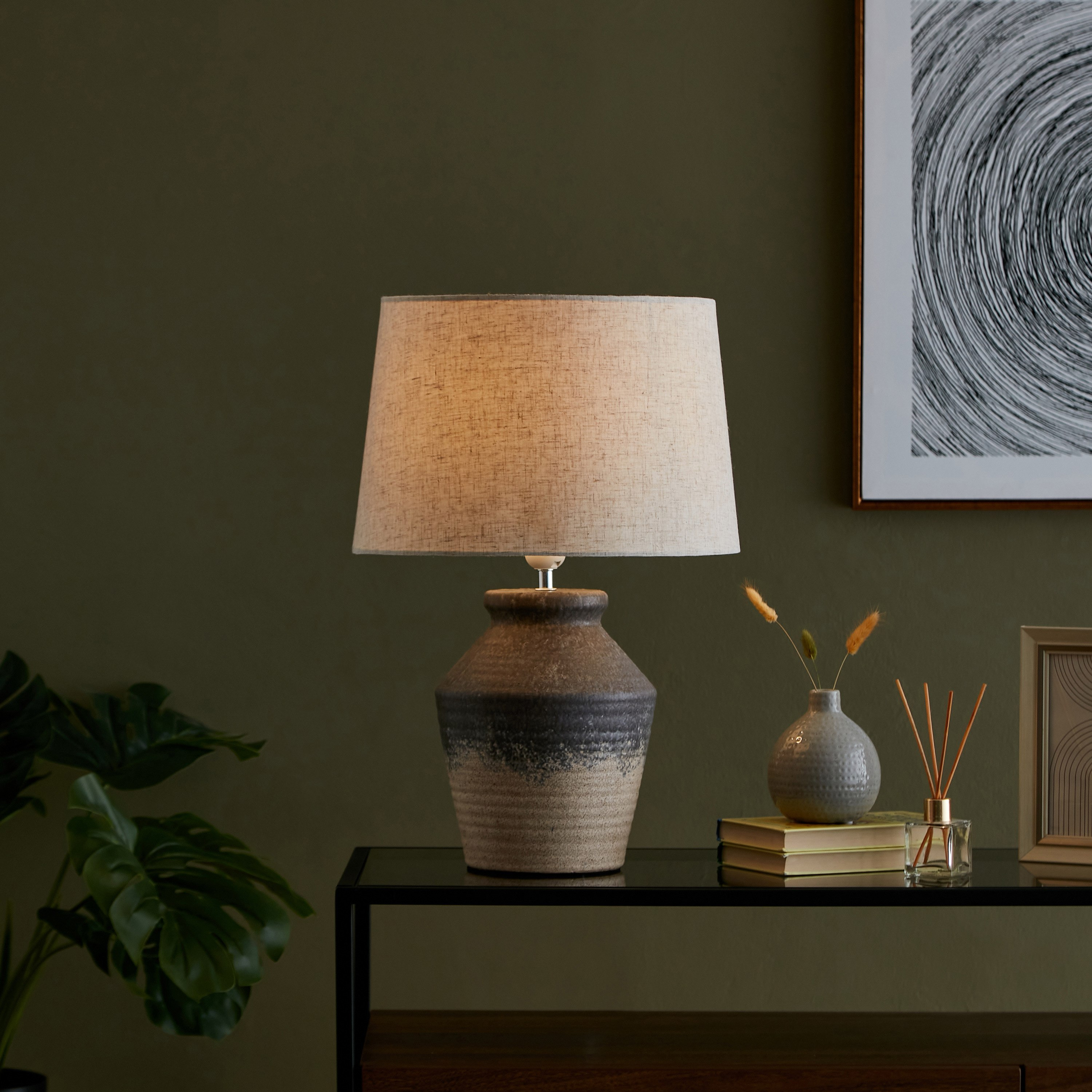 مصباح طاولة سيراميك من زينيا - 35x35x48 سم-hbxlivingroom-lighting-tablelamps-image-5