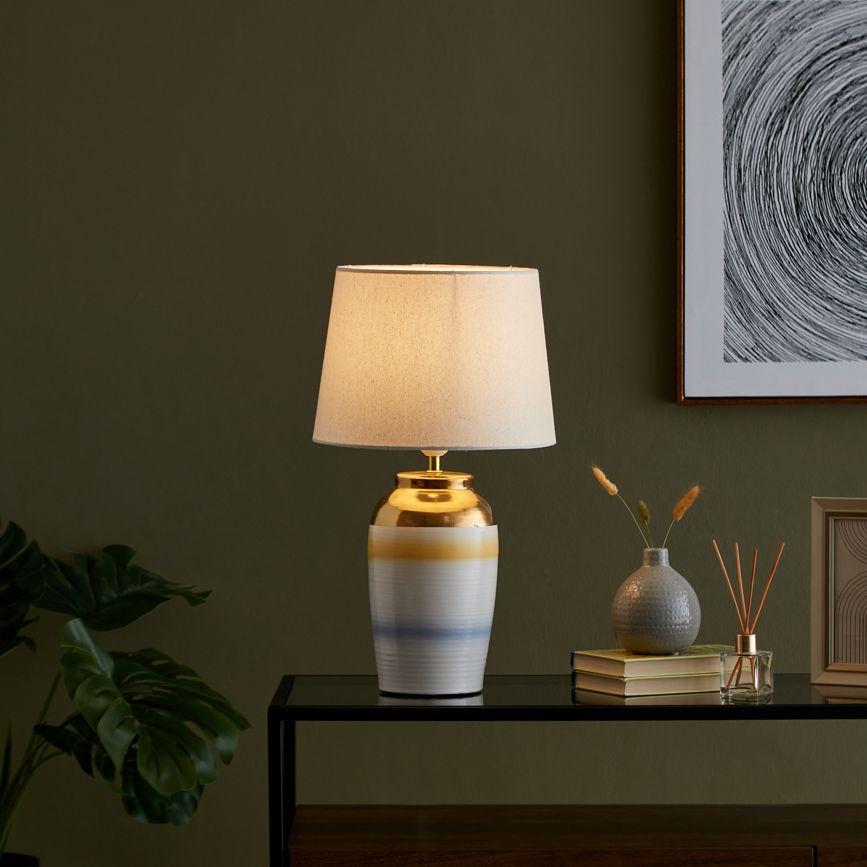 مصباح طاولة سيراميك من زينيا - 28x28x48 سم-hbxlivingroom-lighting-tablelamps-image-5