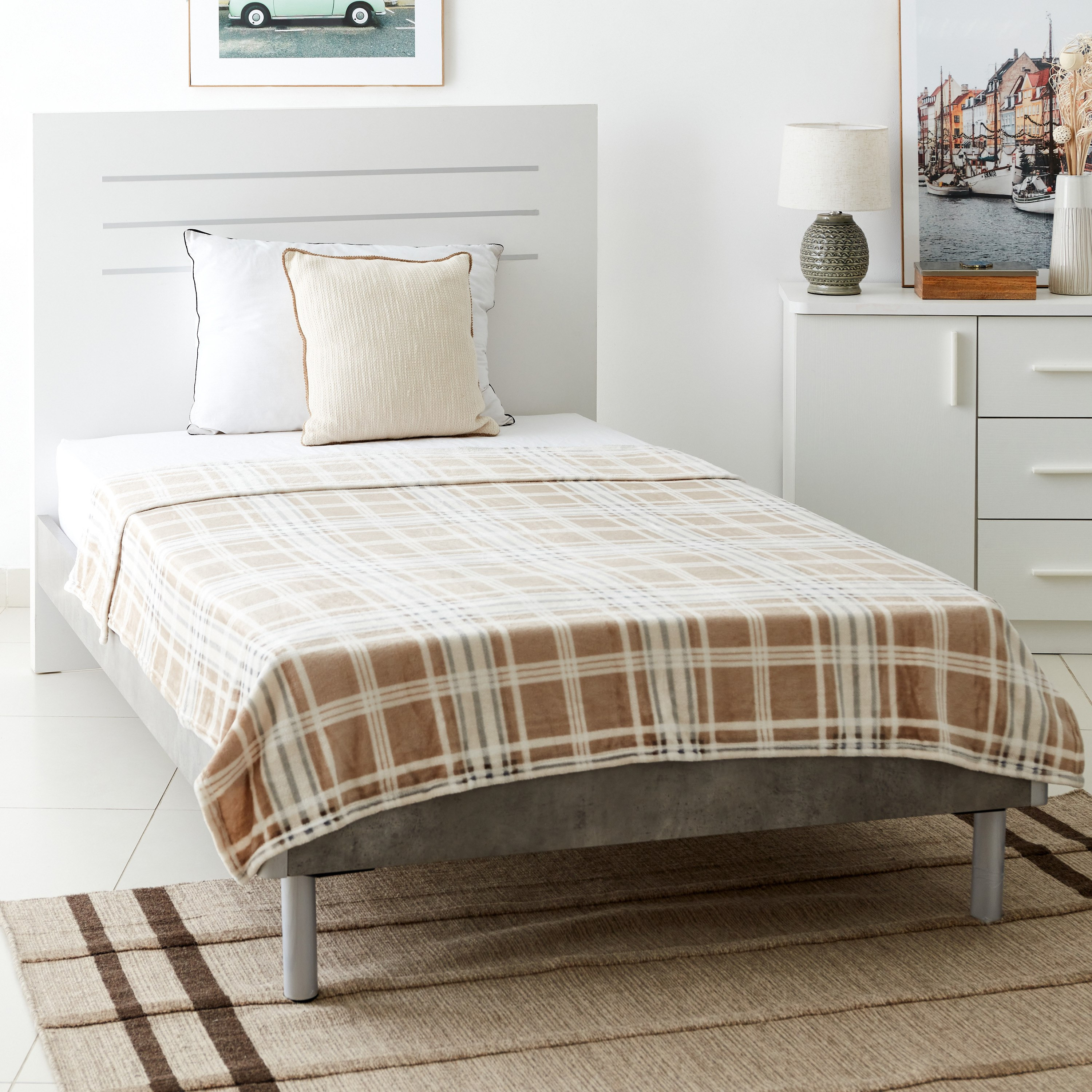 بطانية مزدوجة فلانيل بطبعات كاروهات من ماتركيس - 150x200 سم-hbxhomeware-hbxbedroom-image-5