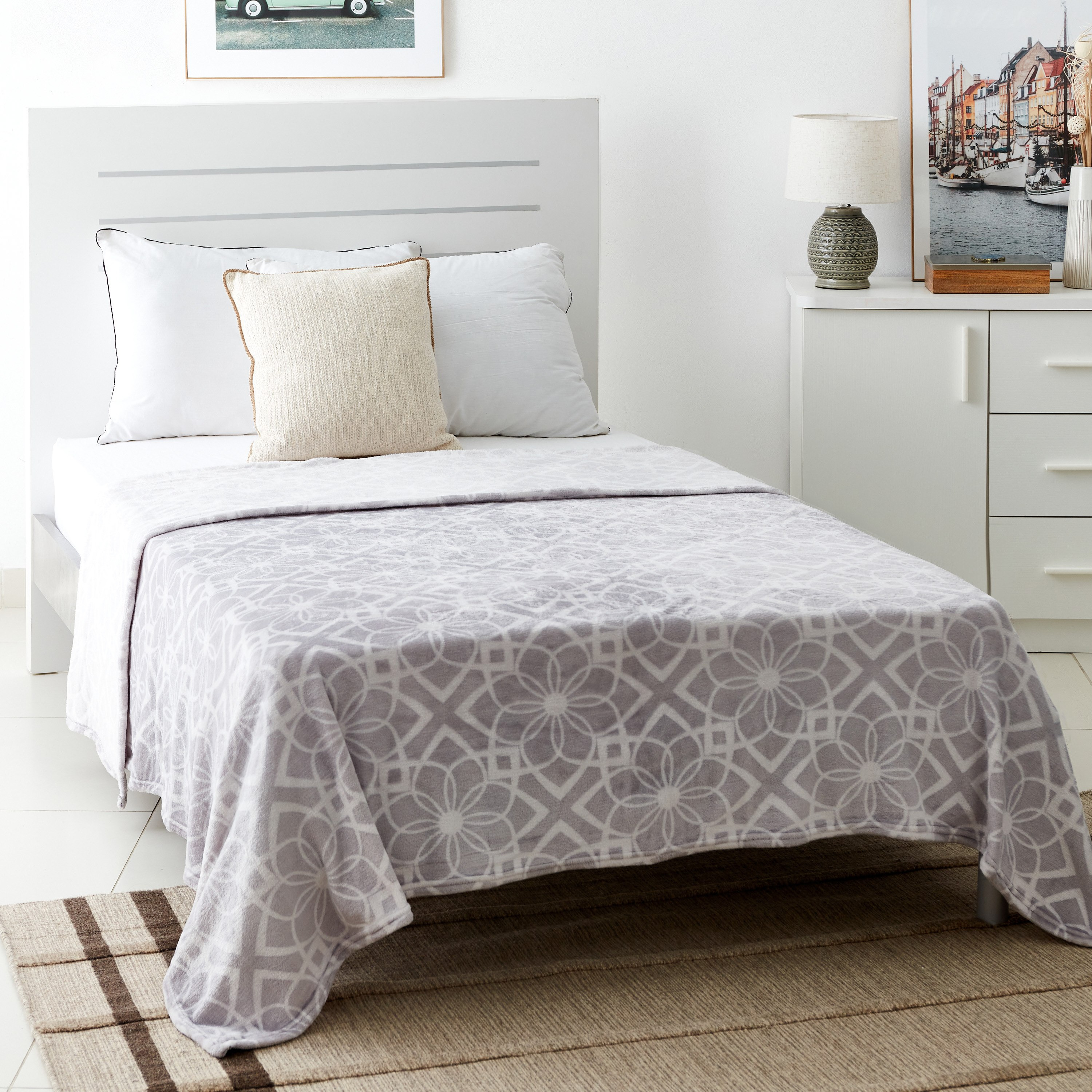 بطانية فلانيل مزدوجة بطبعات من ماتريكس - 150x200 سم-hbxhomeware-hbxbedroom-image-5