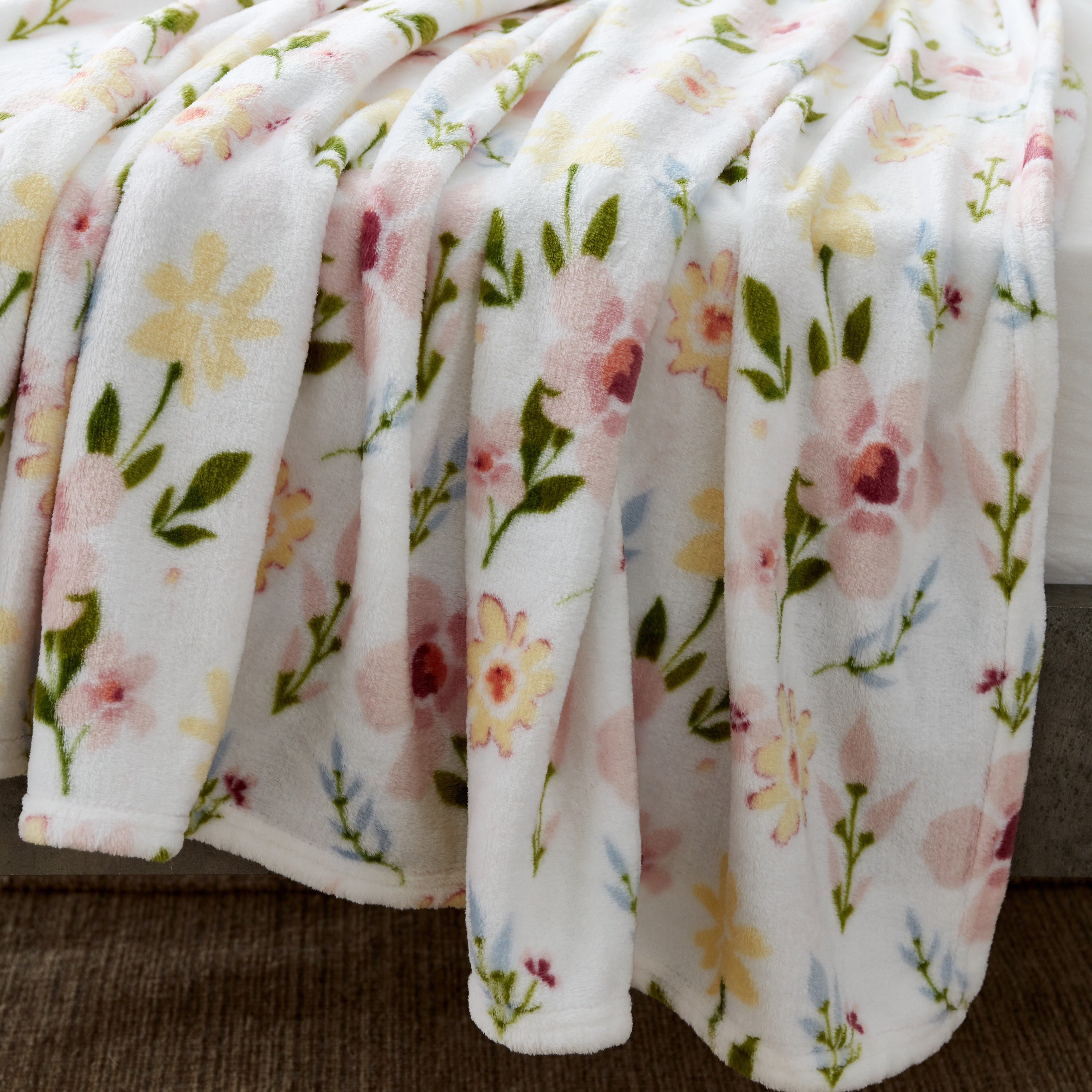 Matrix Fiona Printed Flannel Twin Blanket - 150x200 cm-hbxhomeware-hbxbedroom-image-4