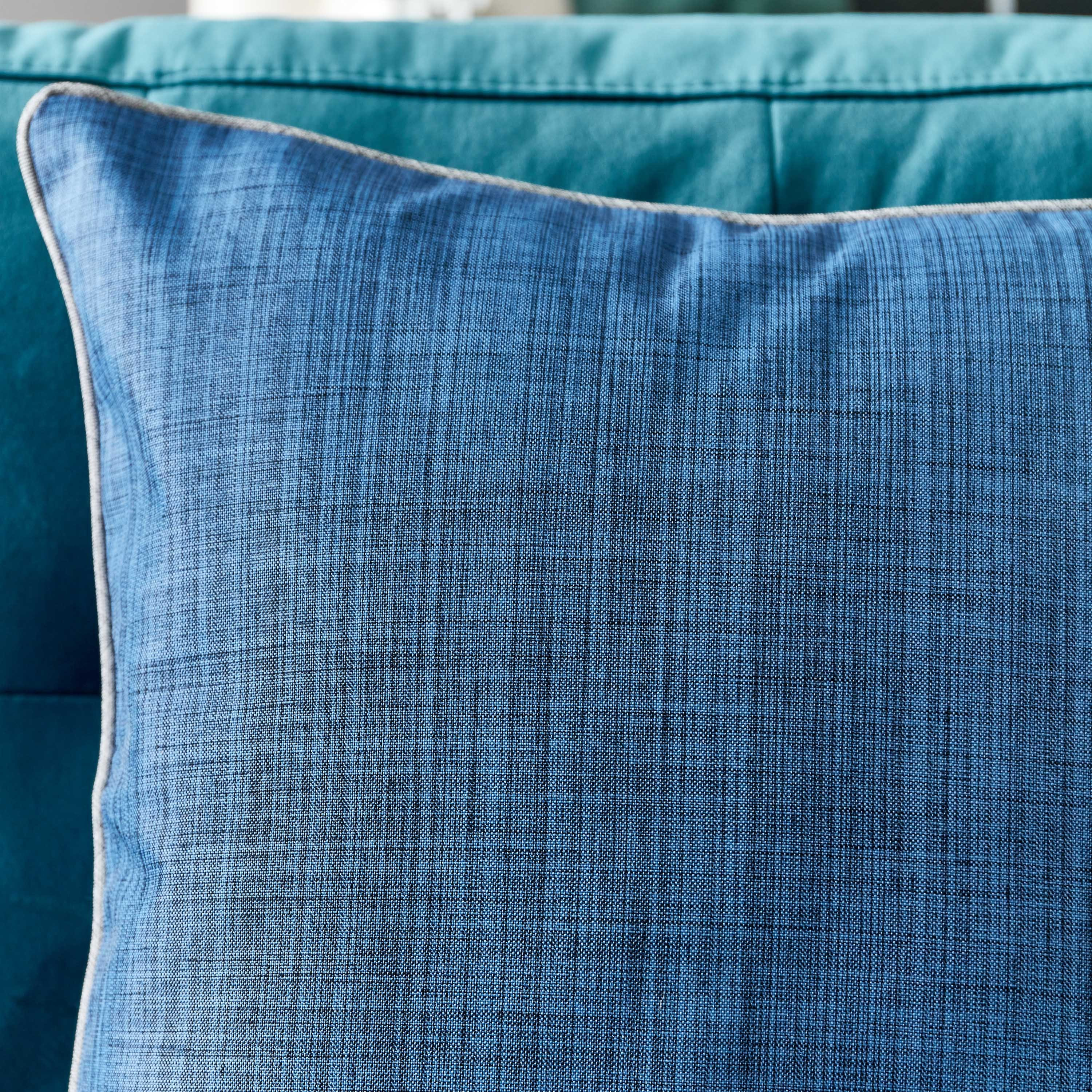 وسادة محشوة سادة من ألين - 45x45 سم-hbxlivingroom-furnishings-cushionsandcovers-filledcushions-image-2