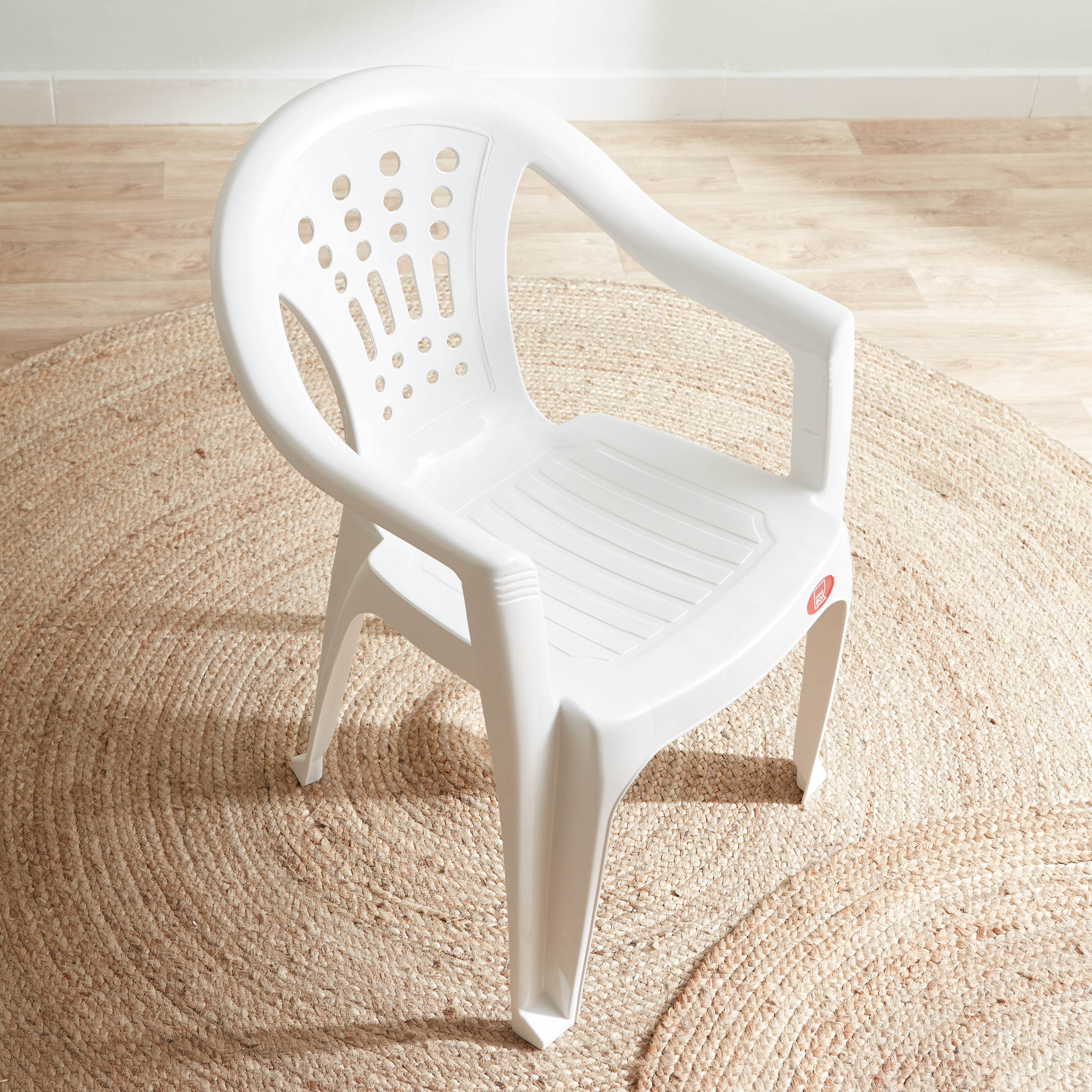 كرسي من هازن دوتشز-hbxfurniture-outdoor-swingsandchairs-image-3