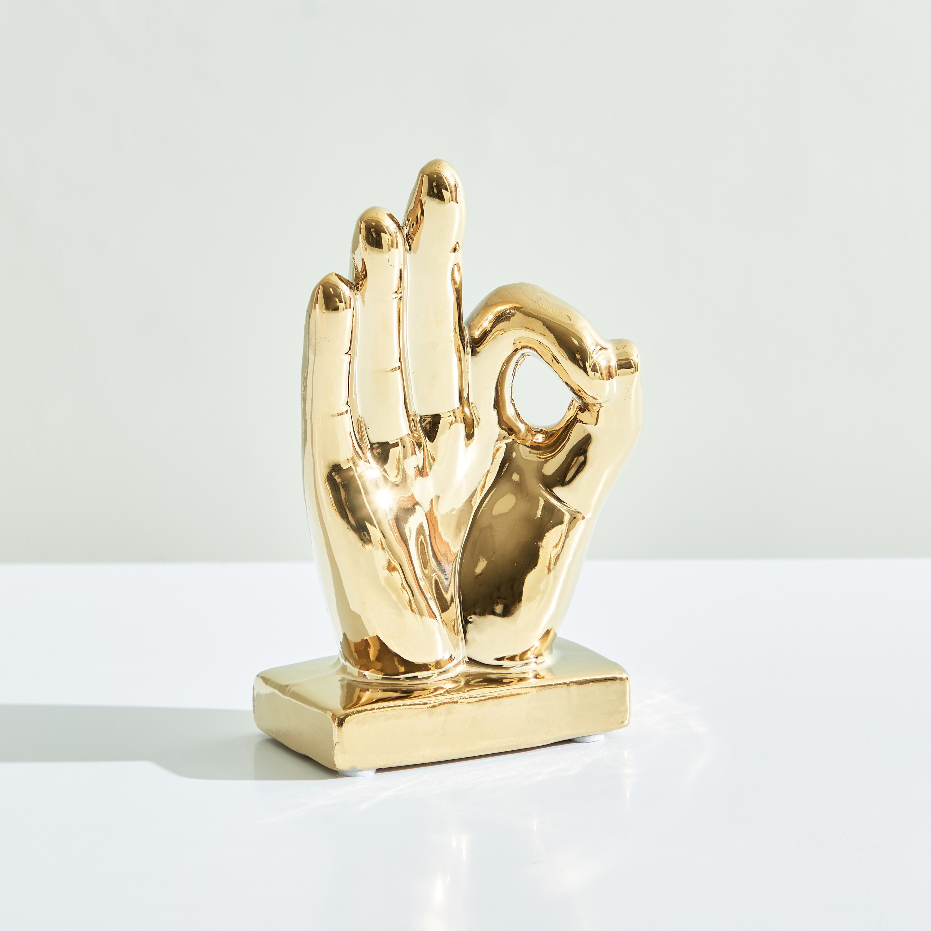 قطعة ديكور سيراميك للأطفال من ألوها - 9.2x6x16.5 سم-hbxhomeware-hbxkidsandyouth-image-1