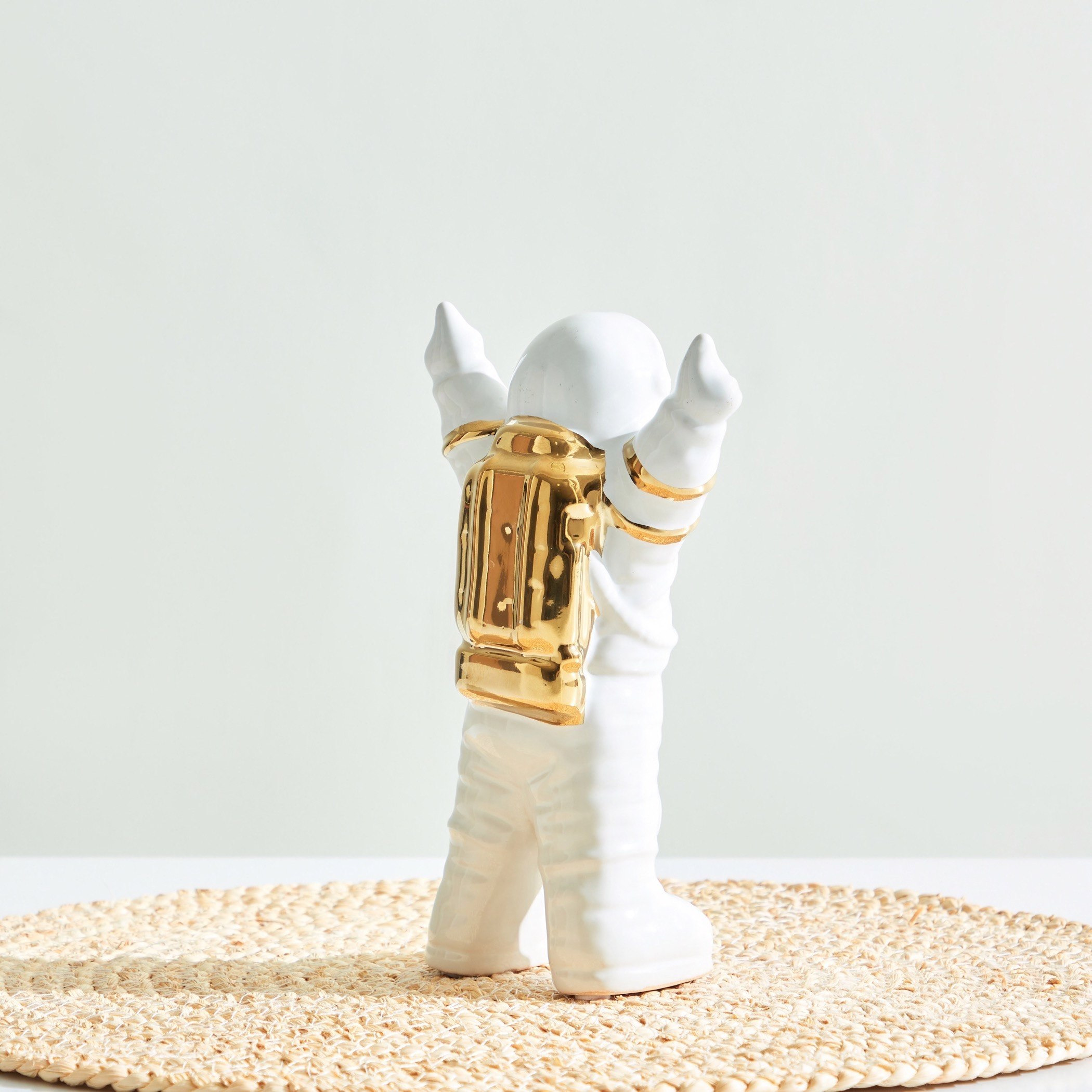Aloha Ceramic Astronaut Kids Accent - 13x9x20 cm-hbxhomeware-hbxkidsandyouth-image-2