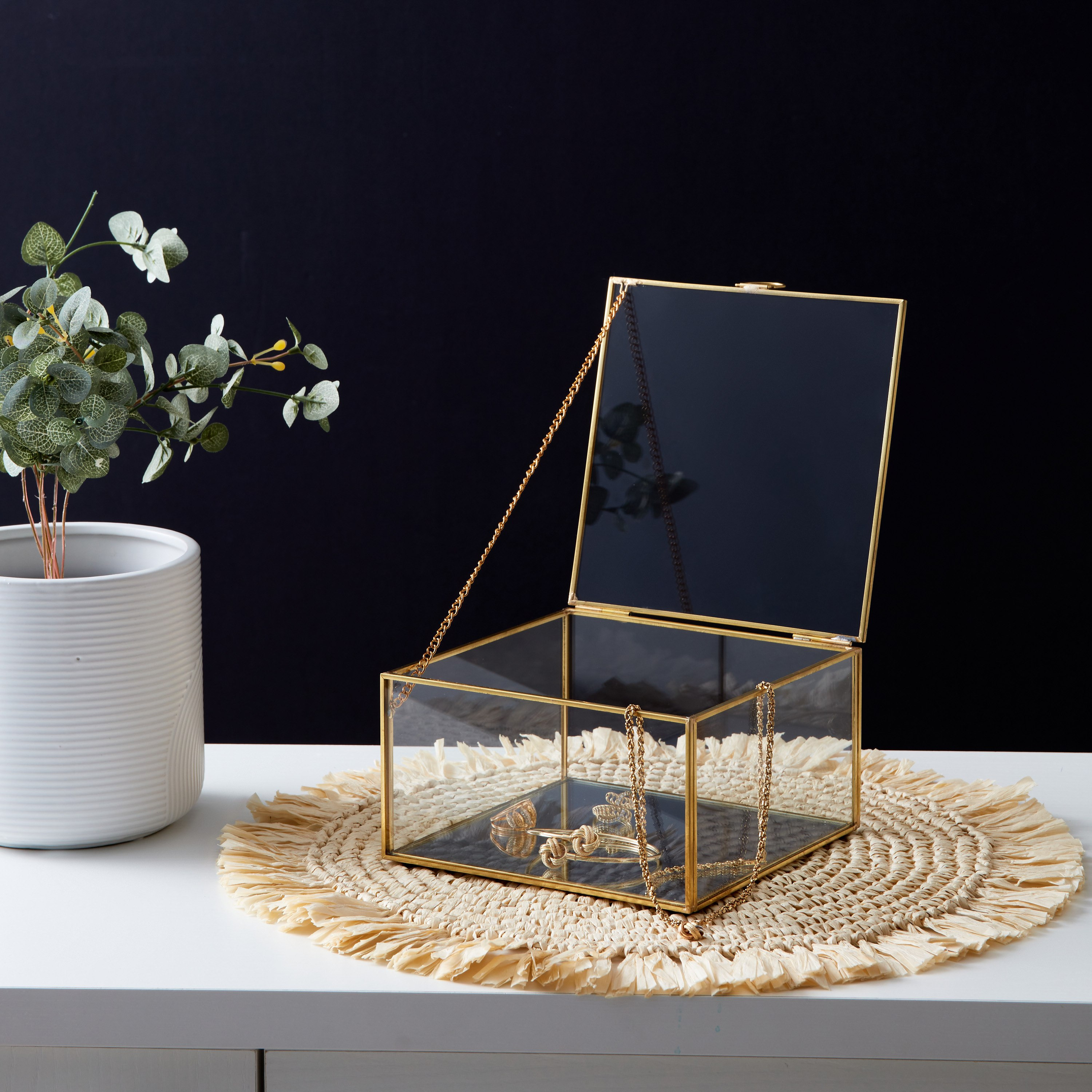 صندوق معدني زجاجي بغطاء من فيريتي - 16x16x9 سم-hbxhomeware-homedecor-figurinesandornaments-image-5