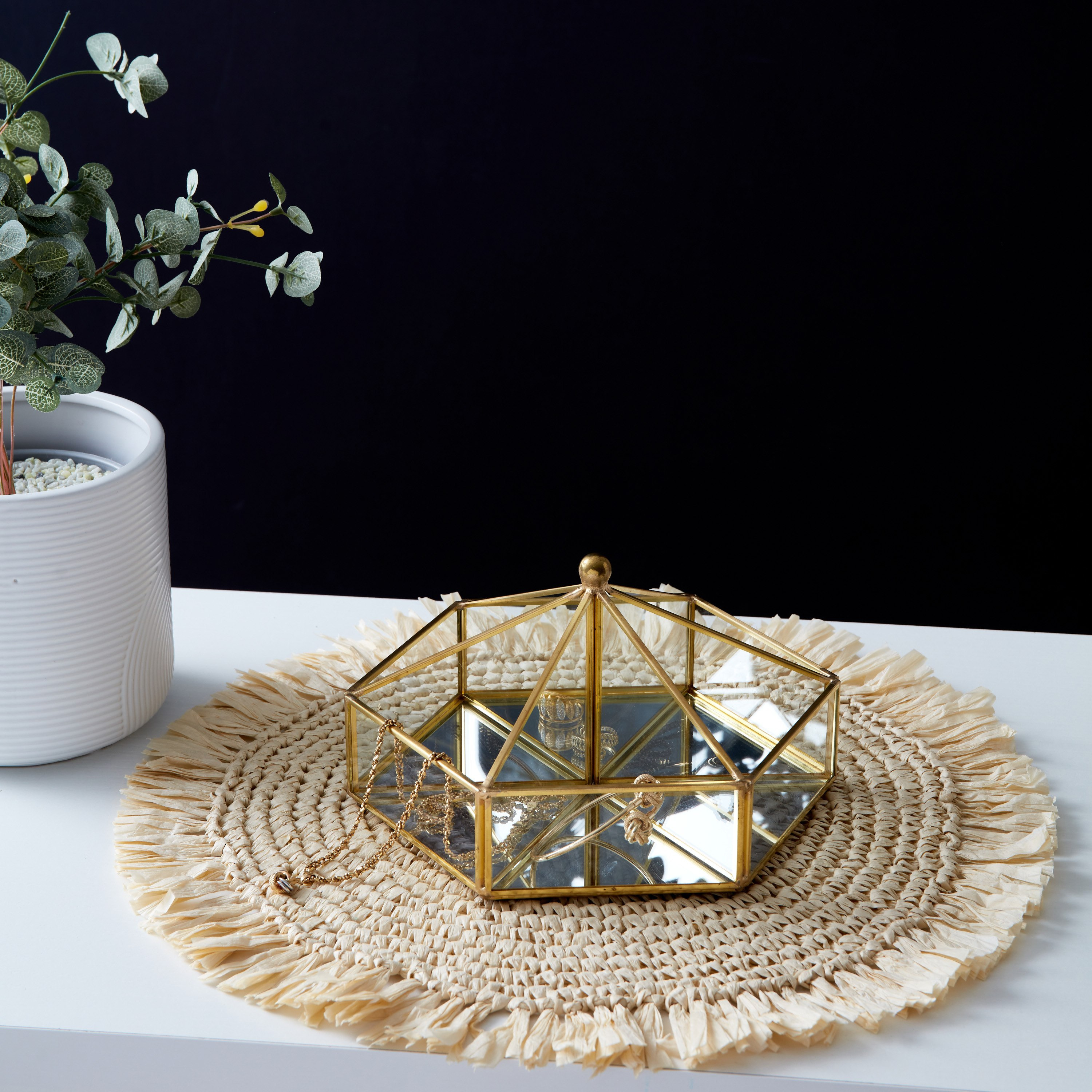 صندوق زجاجي معدني من فيريتي - 10x18x18 سم-hbxhomeware-homedecor-figurinesandornaments-image-5