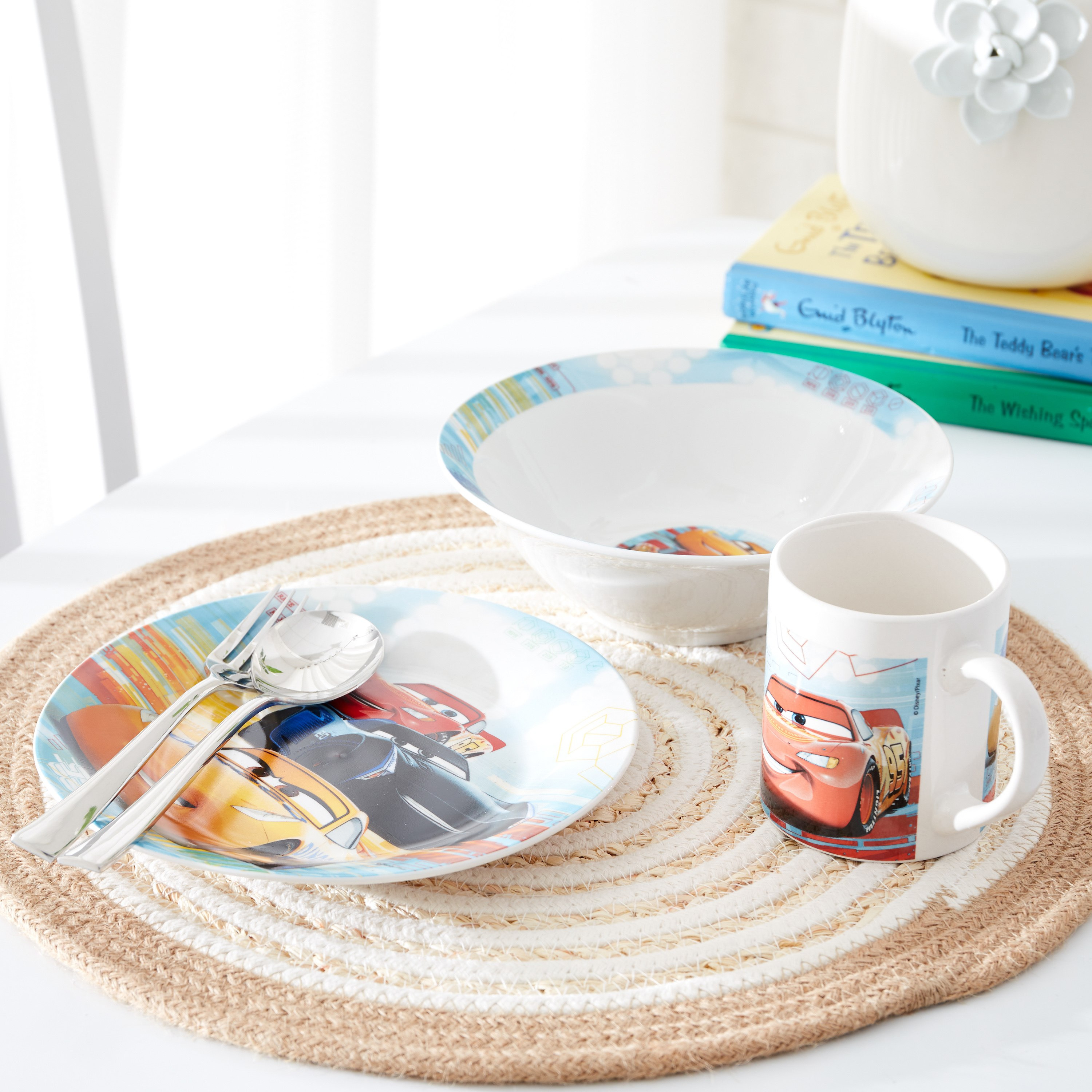 طقم عشاء 3 قطع بطبعات كارز من ديزني-hbxhomeware-hbxkidsandyouth-image-1