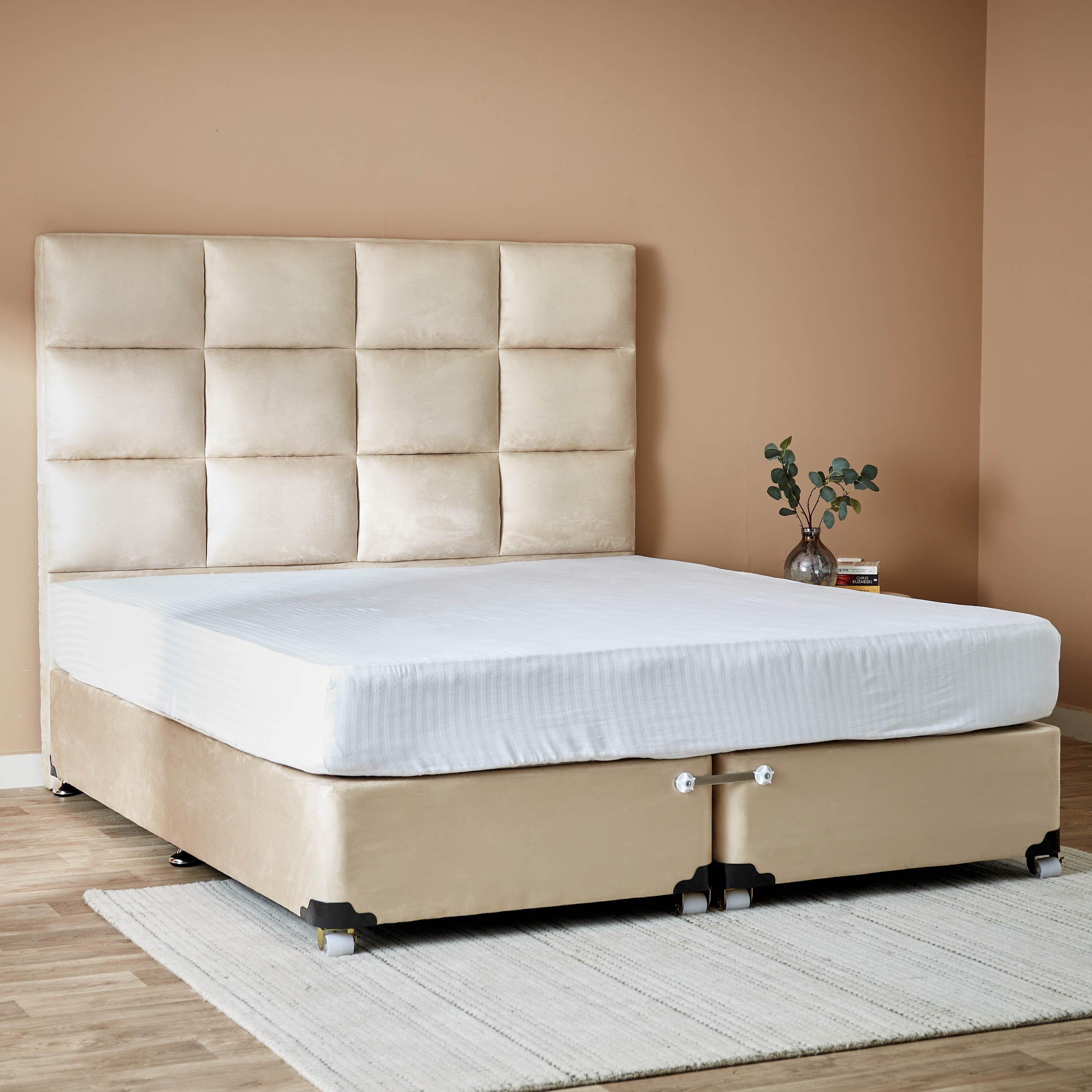 سرير كينج بتنجيد مربعات - آي كولبي من موڤو - 180x200 سم-hbxfurniture-bedsandbedsets-upholsteredbeds-king-image-1