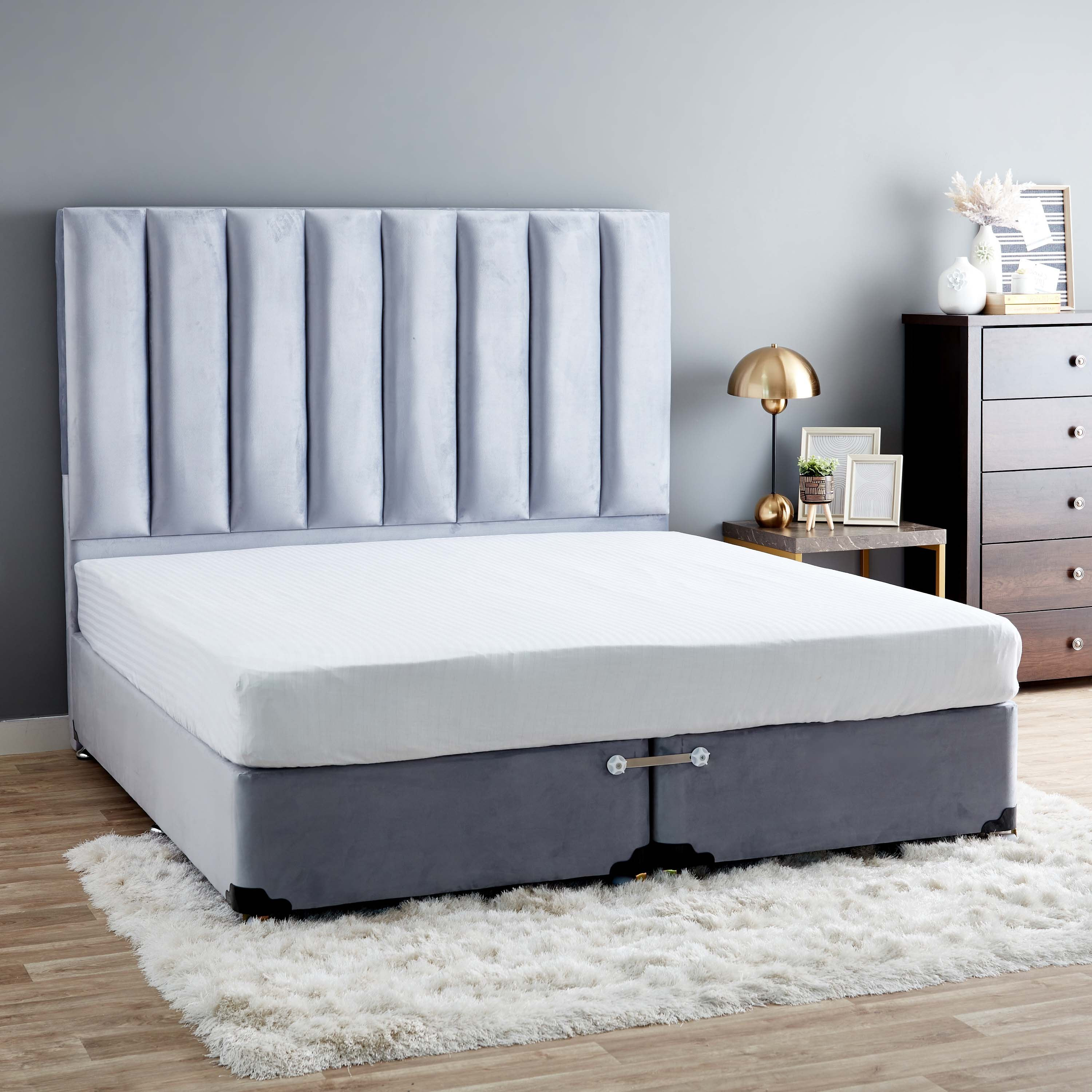 سرير كينج بتنجيد مخطط - أي كولبي من موڤو - 180x200 سم-hbxfurniture-bedsandbedsets-beds-king-image-1