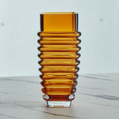 Mauve Glass Ribbed Vase - 9x9x18 cms