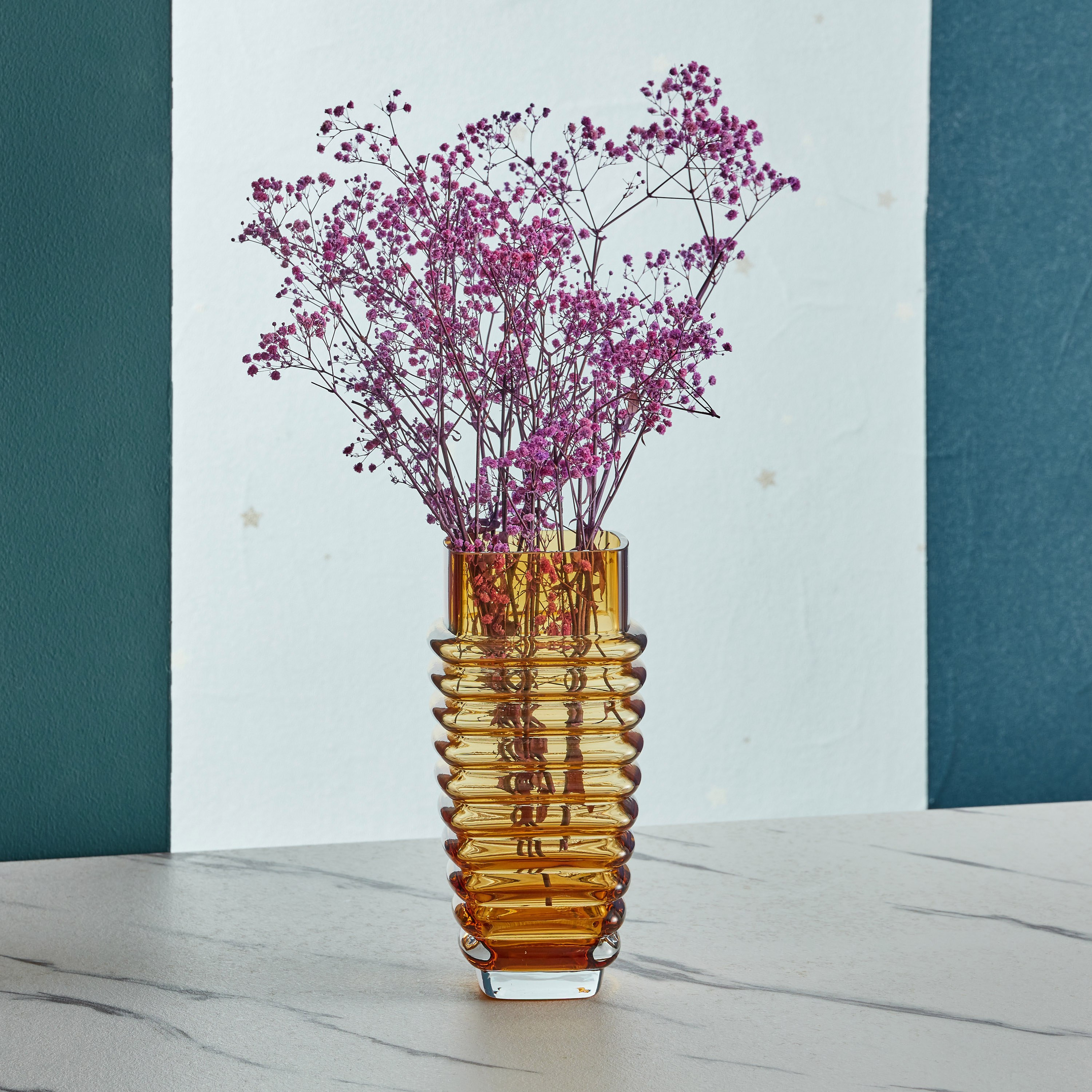 مزهرية زجاج مضلعة من موف 23x9.5x6.6 سم-hbxbedroom-decorandaccessories-vases-image-1