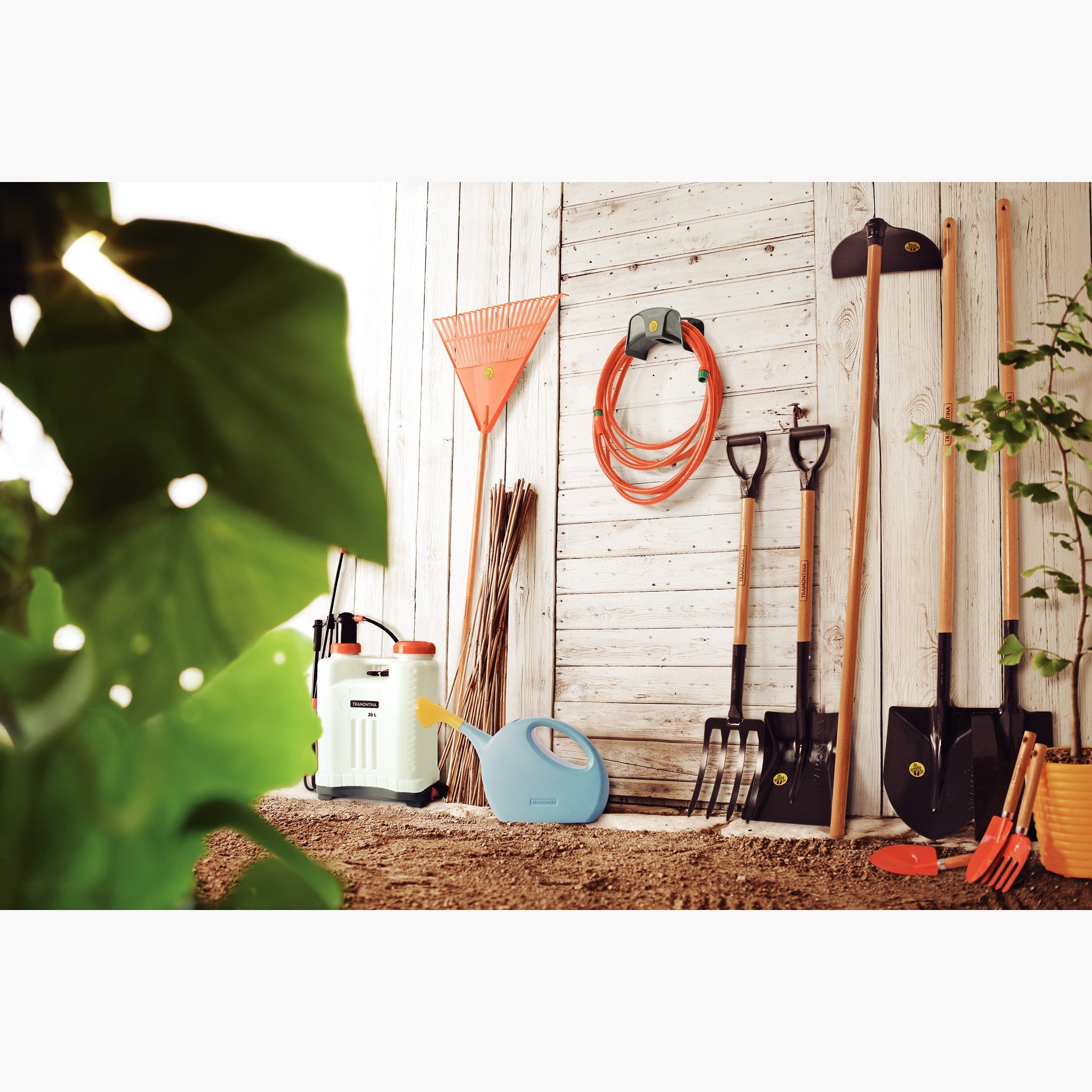 Tramontina Plastic 7-Litre Watering Can - 58x13x33 cm-PROMO_HB_AE_B1G1_250925-image-4