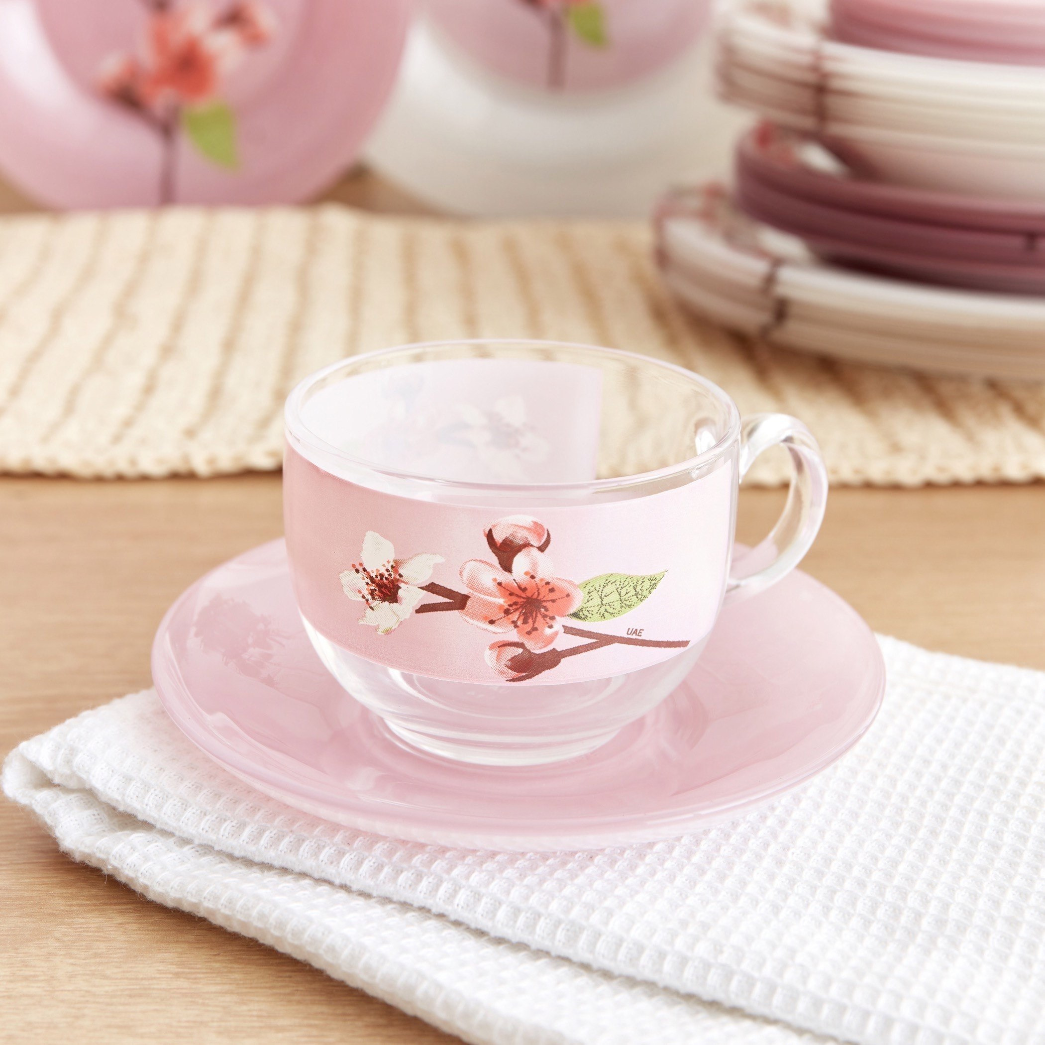 طقم عشاء نيو تيمب أمبي روز 46 قطعة من لومينارك-hbxhomeware-hbxkitchen-image-2