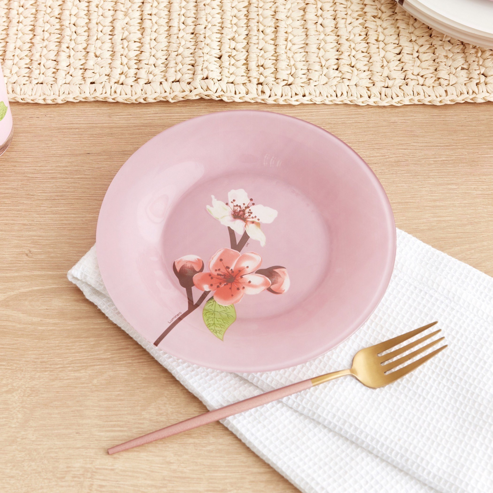 طقم عشاء نيو تيمب أمبي روز 46 قطعة من لومينارك-hbxhomeware-hbxkitchen-image-5