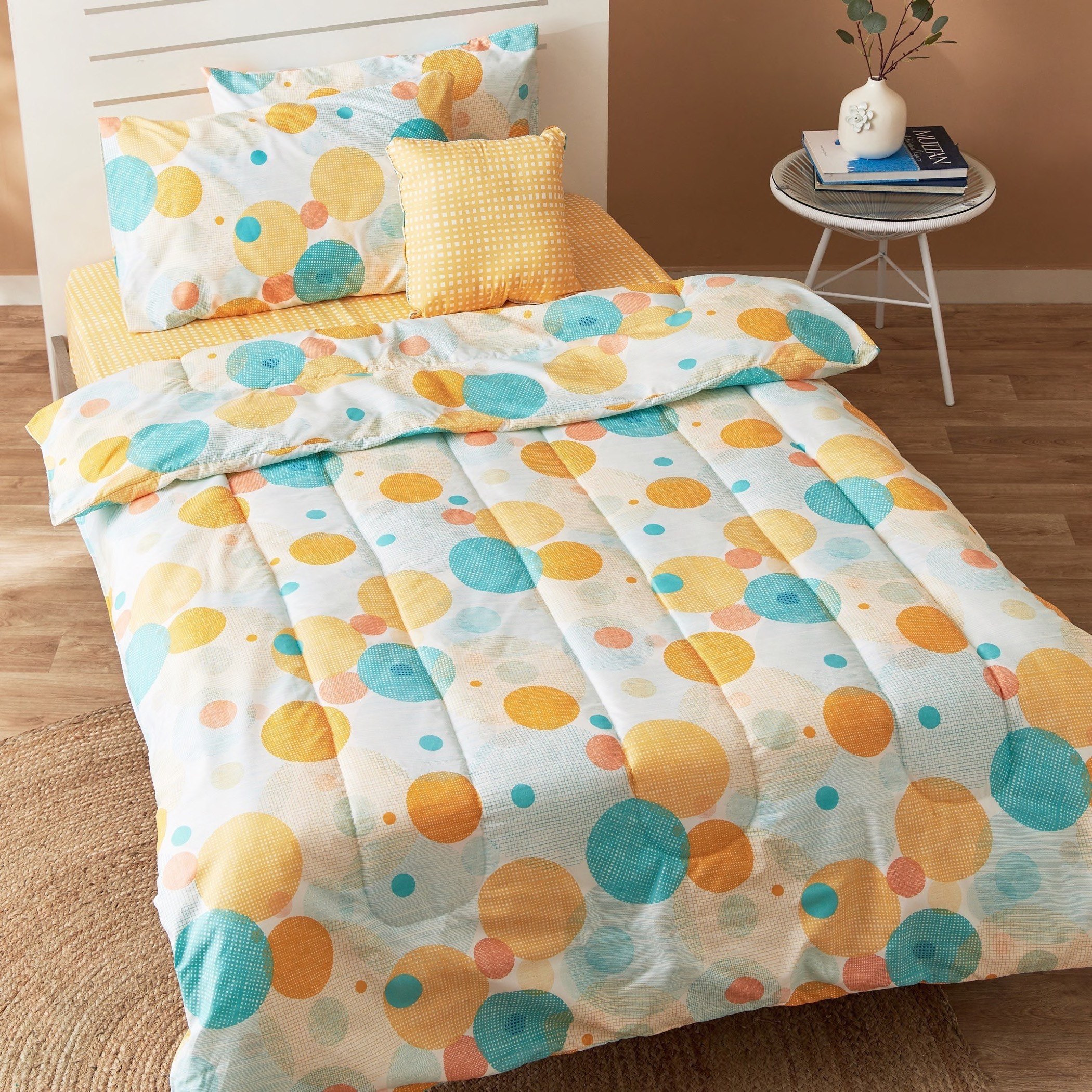 طقم لحاف مزدوج من الألياف الدقيقة بطبعات 5 قطع من هامبتون آيدن - 160x220 سم-hbxhomeware-hbxdecorandfurnishings-image-4