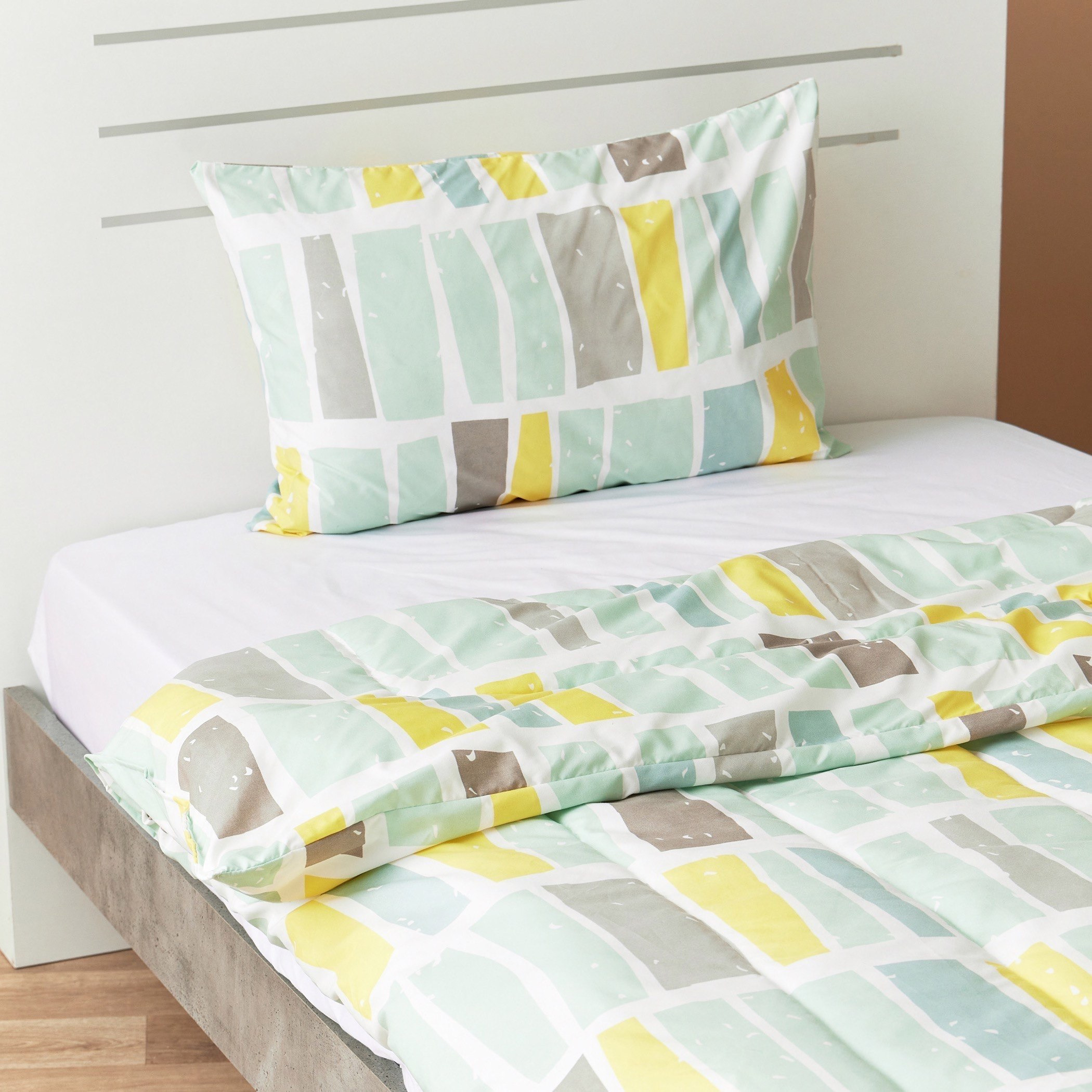 طقم لحاف ألياف دقيقة مزدوج بطبعات قطعتين من أونتاريو جيل - 160x220 سم-hbxhomeware-hbxdecorandfurnishings-image-2