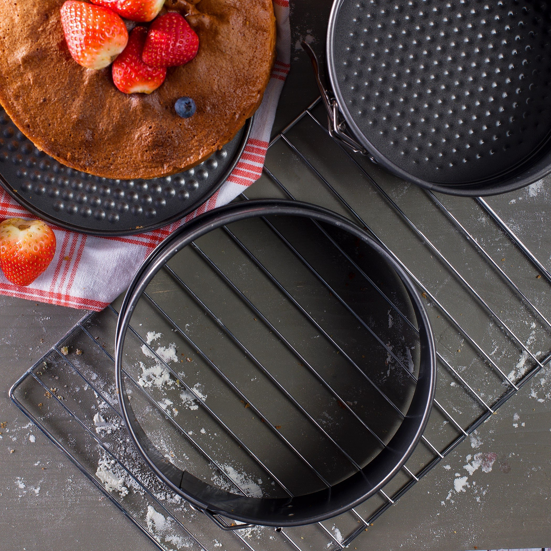 Royal 2-Piece Round Bake Pan Set-hbxkitchen-bakeware-image-2