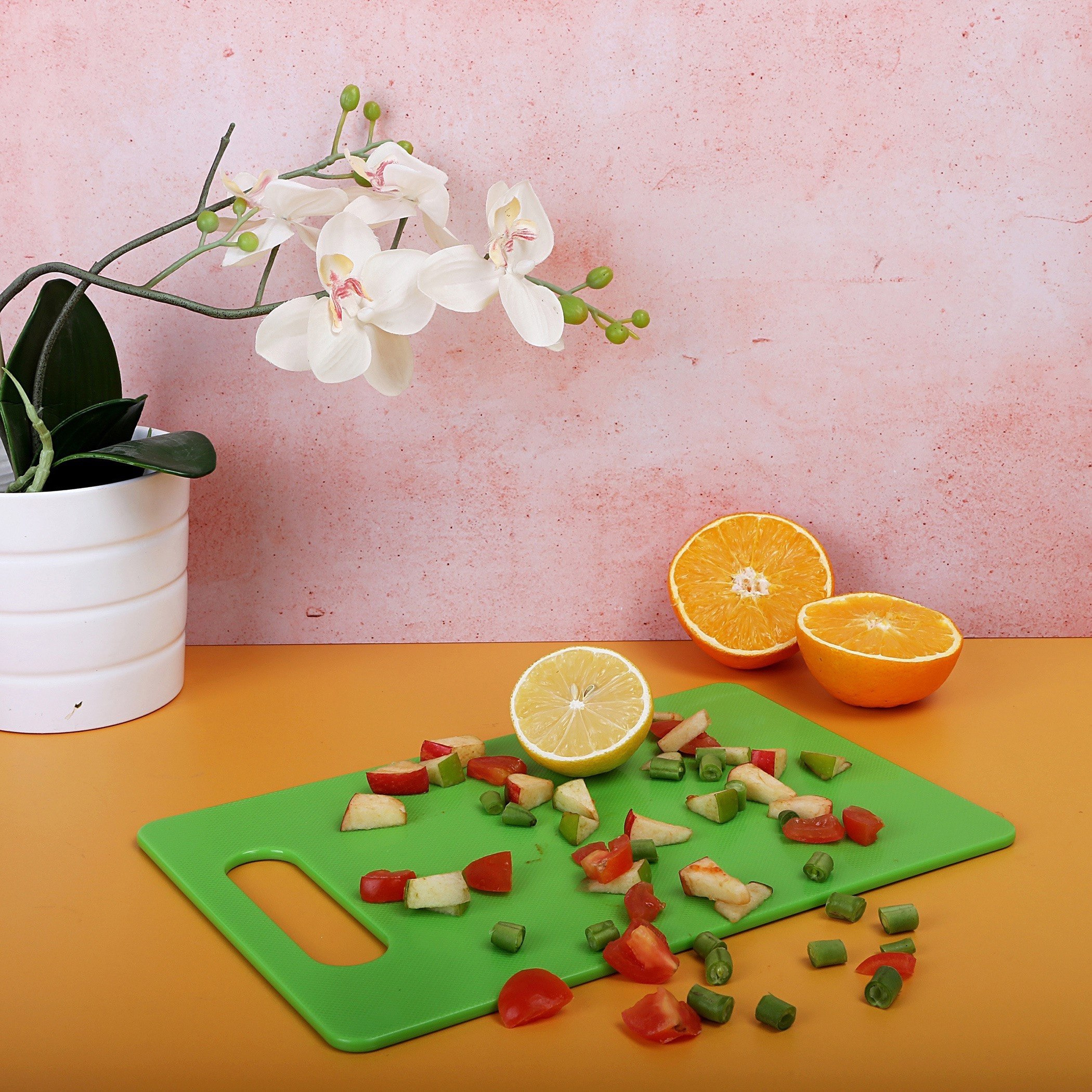 لوح تقطيع من رويال - 29.5x19.5 سم-hbxkitchen-kitchenware-foodpreparation-image-1