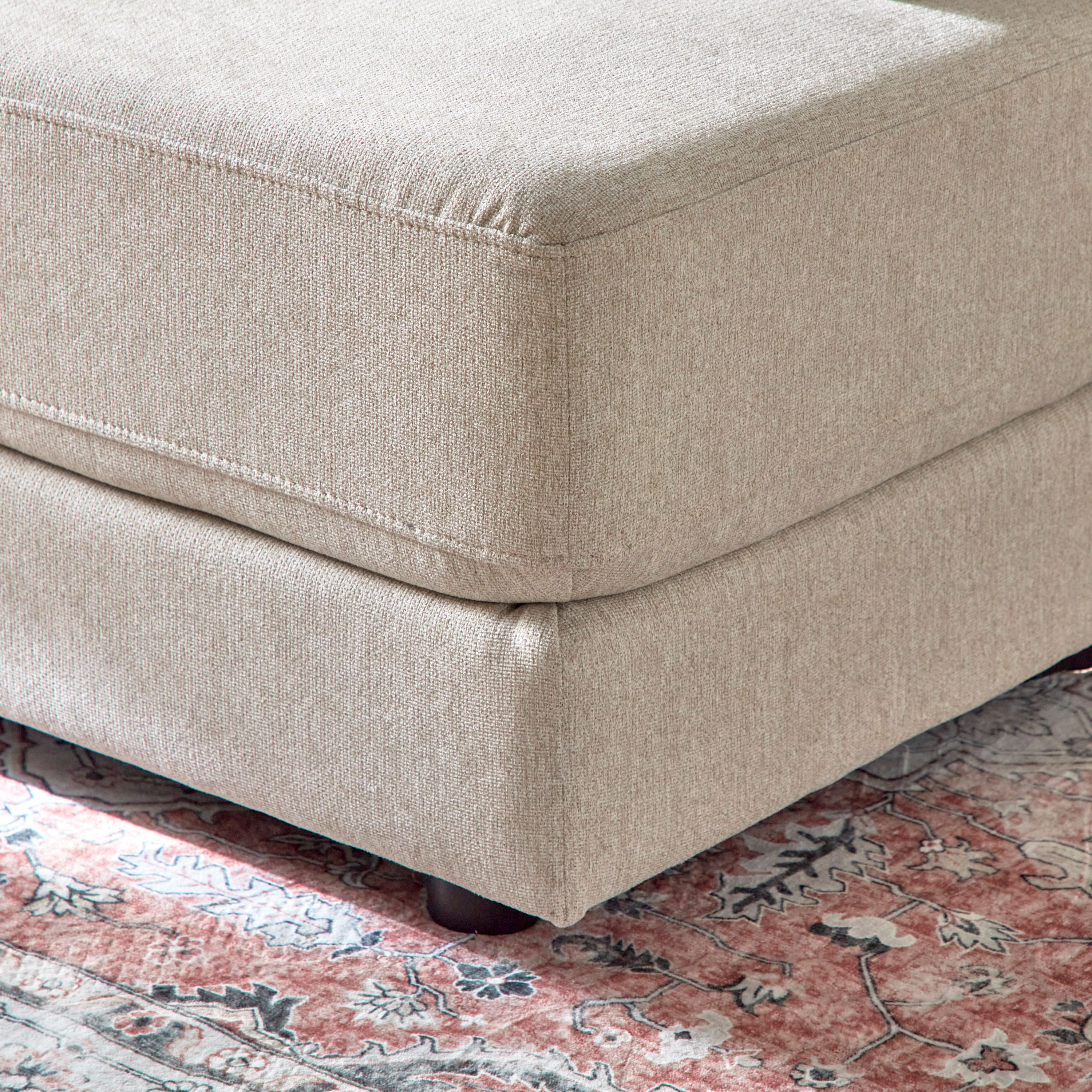 كرسي دون مساند ذراعين مع وسادتين من إيموشن-hbxfurniture-livingroom-sofasandsofasets-image-10