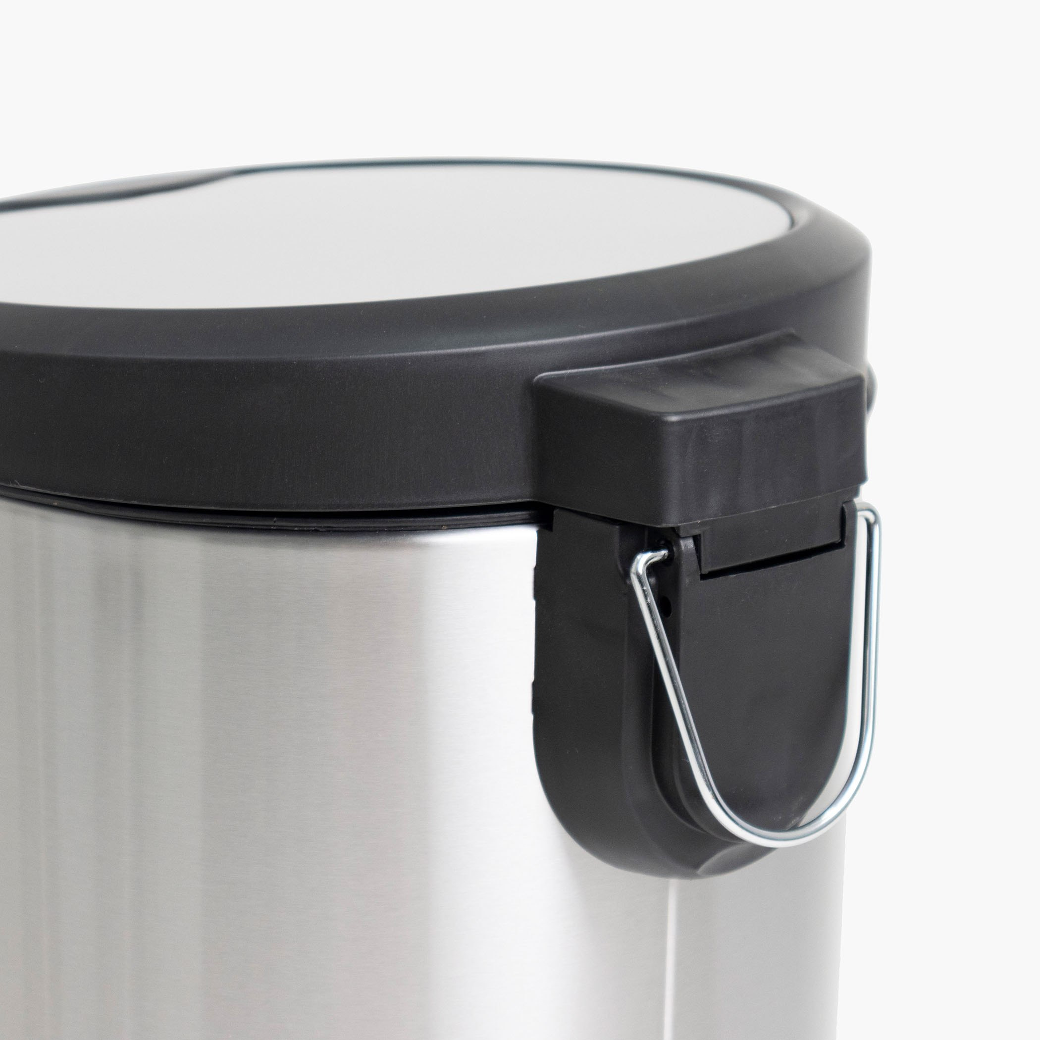 سلّة نفايات ستانلس ستيل بدواسة من نيو - 5 لتر-hbxhomeware-hbxbathroom-image-5